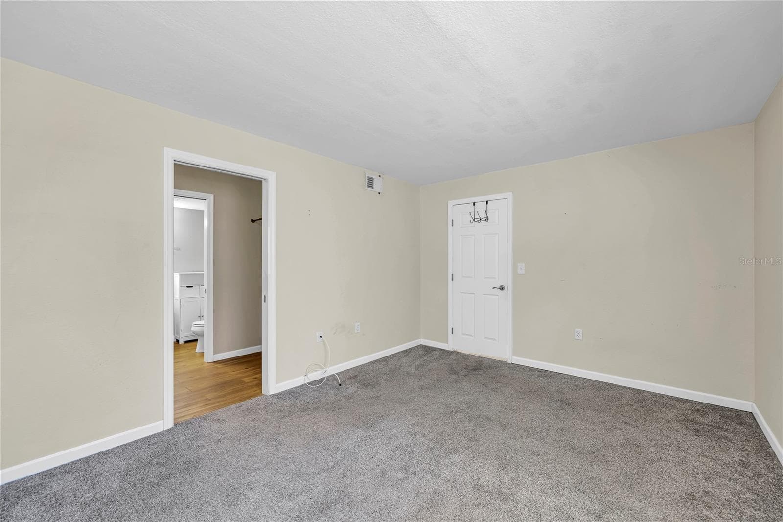Condominium at 1550 11TH ST NE #B3, WINTER HAVEN, photo 16 of 28
