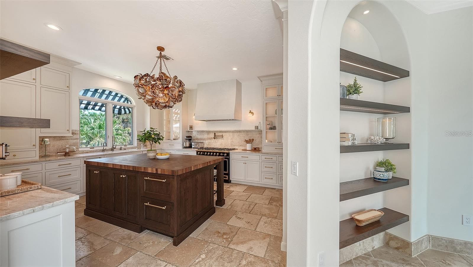 Single Family Residence at 1023 TOCOBAGA LN, SARASOTA, photo 18 of 64