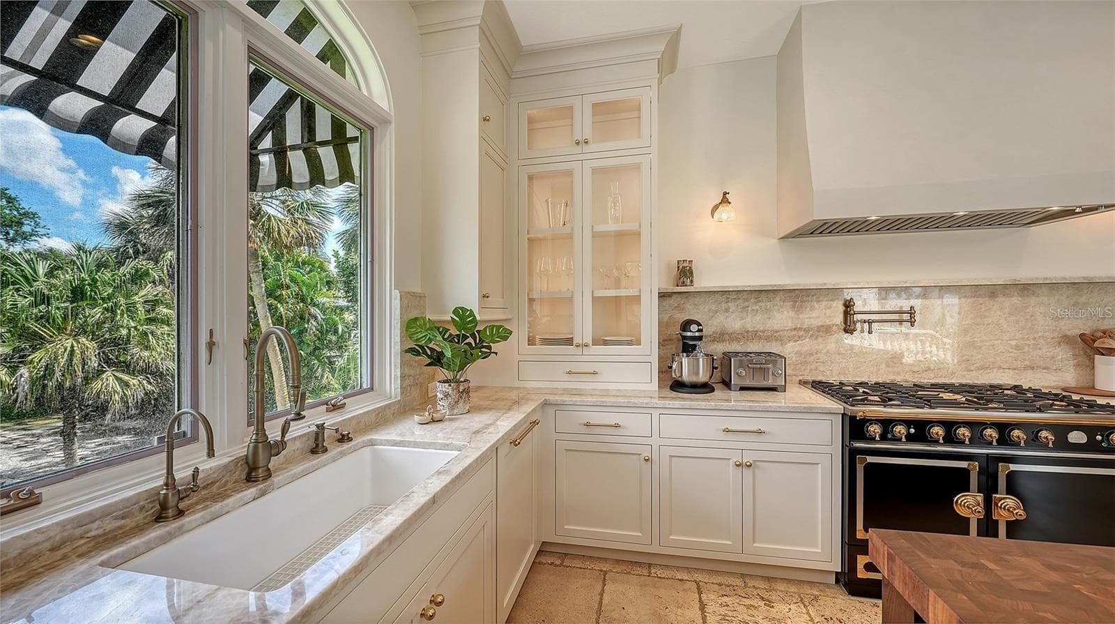 Single Family Residence at 1023 TOCOBAGA LN, SARASOTA, photo 22 of 64