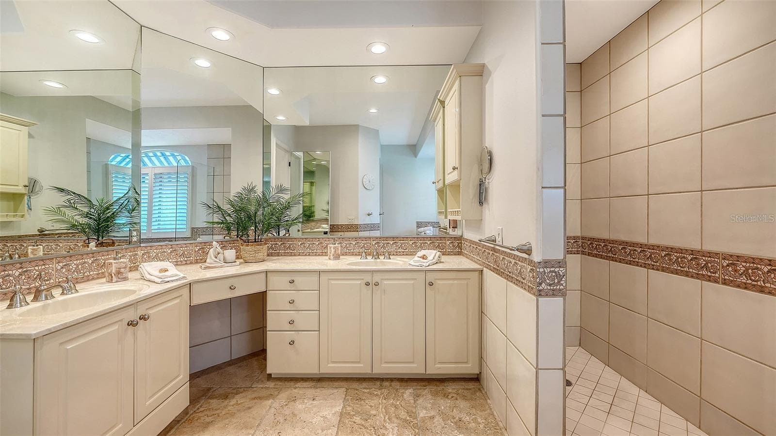 Single Family Residence at 1023 TOCOBAGA LN, SARASOTA, photo 34 of 64