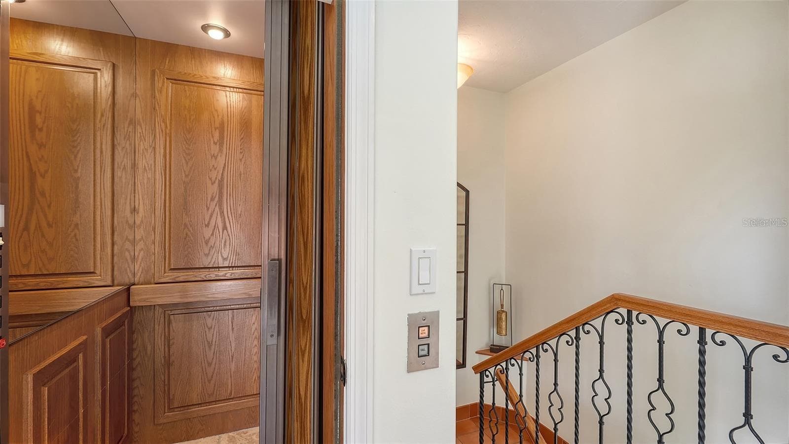 Single Family Residence at 1023 TOCOBAGA LN, SARASOTA, photo 42 of 64