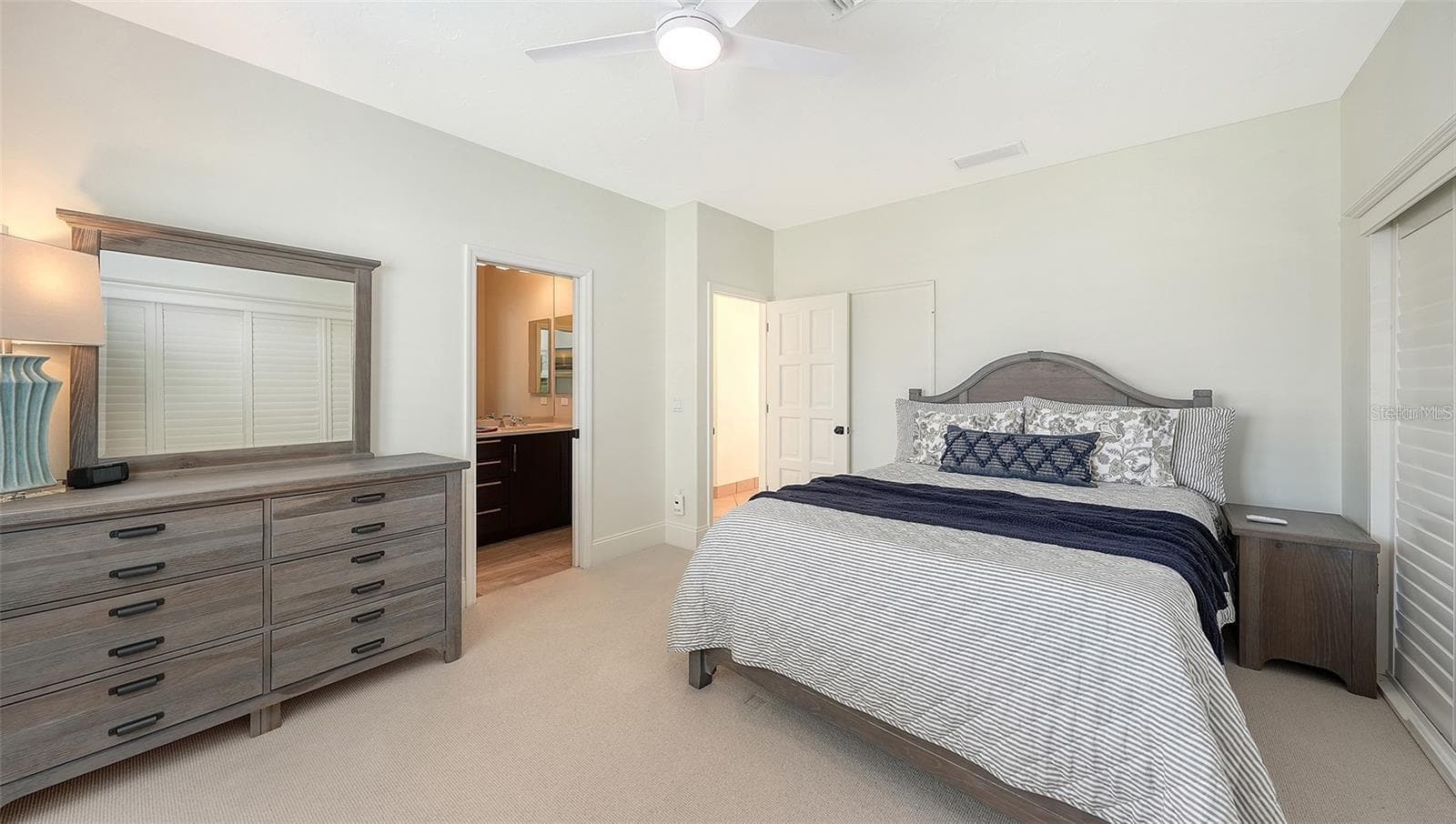 Single Family Residence at 1023 TOCOBAGA LN, SARASOTA, photo 44 of 64