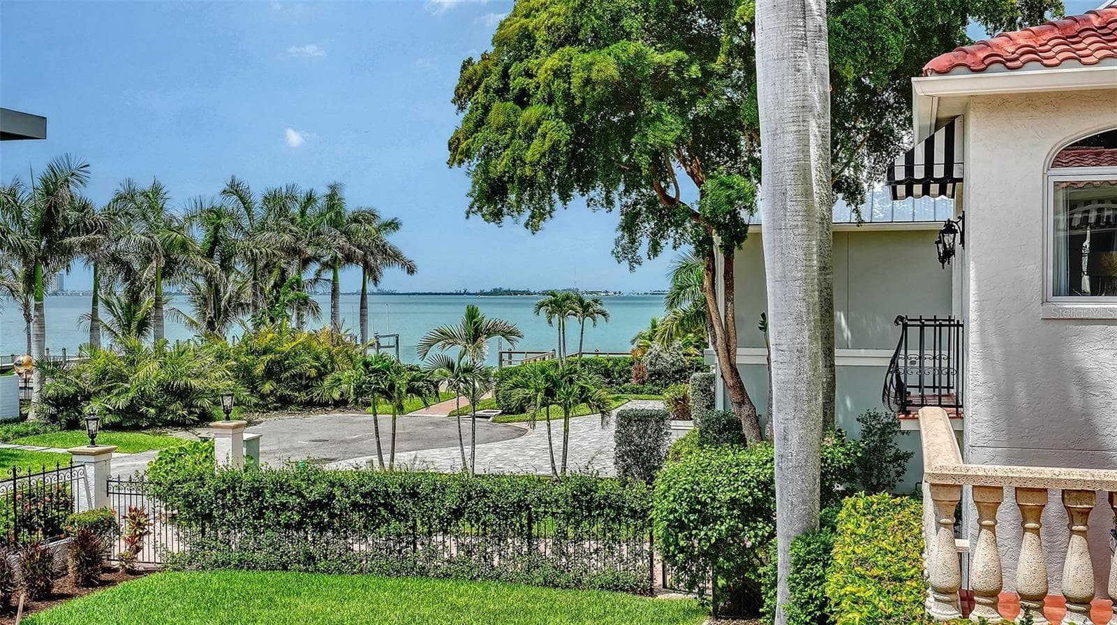 Single Family Residence at 1023 TOCOBAGA LN, SARASOTA, photo 52 of 64
