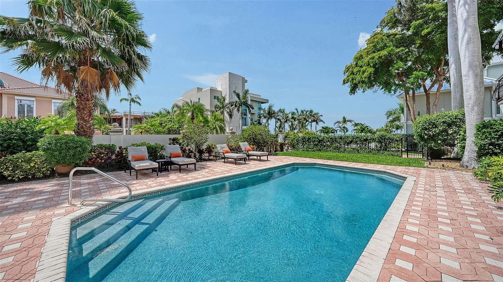 Single Family Residence at 1023 TOCOBAGA LN, SARASOTA, photo 54 of 64