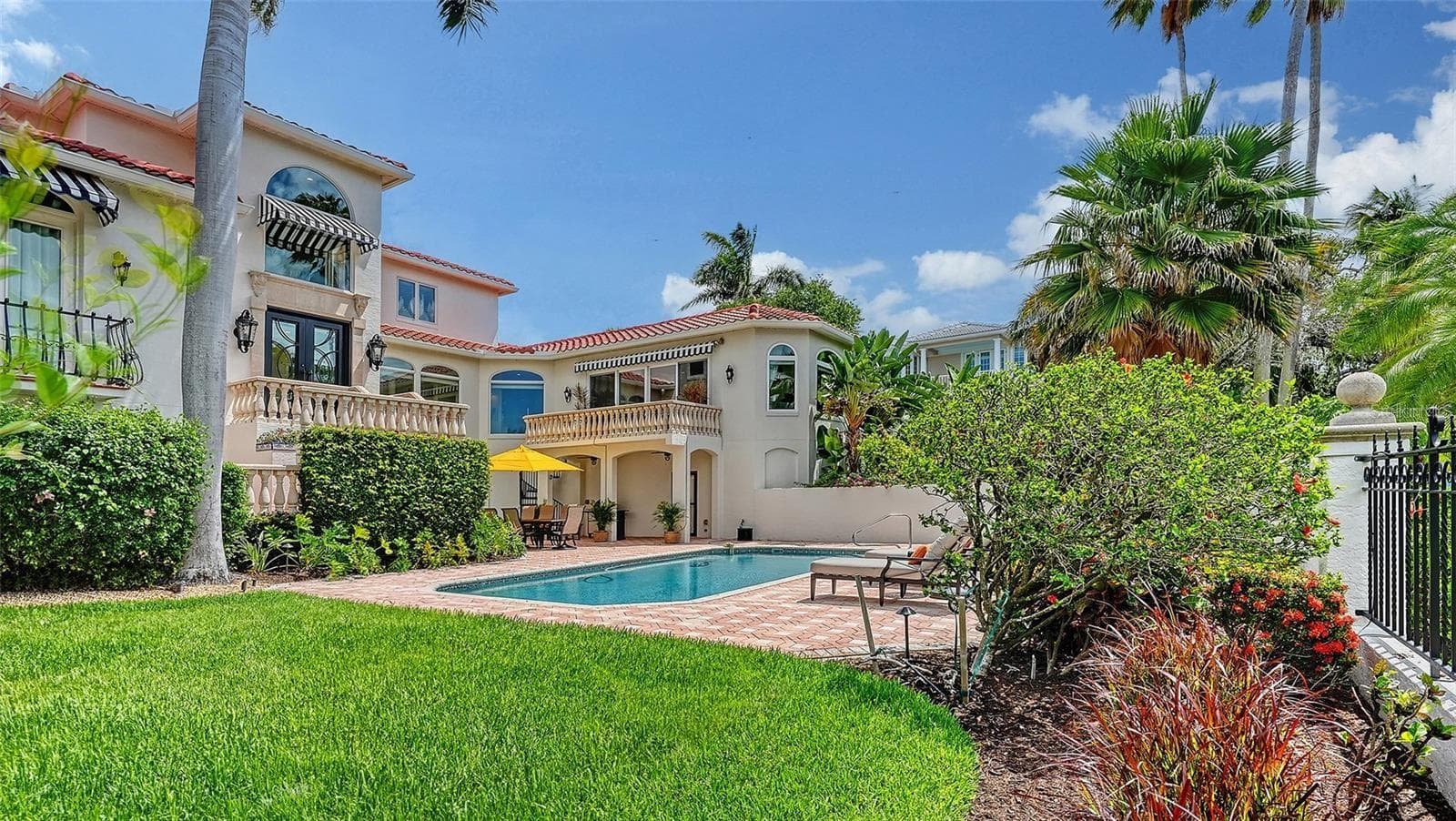 Single Family Residence at 1023 TOCOBAGA LN, SARASOTA, photo 56 of 64