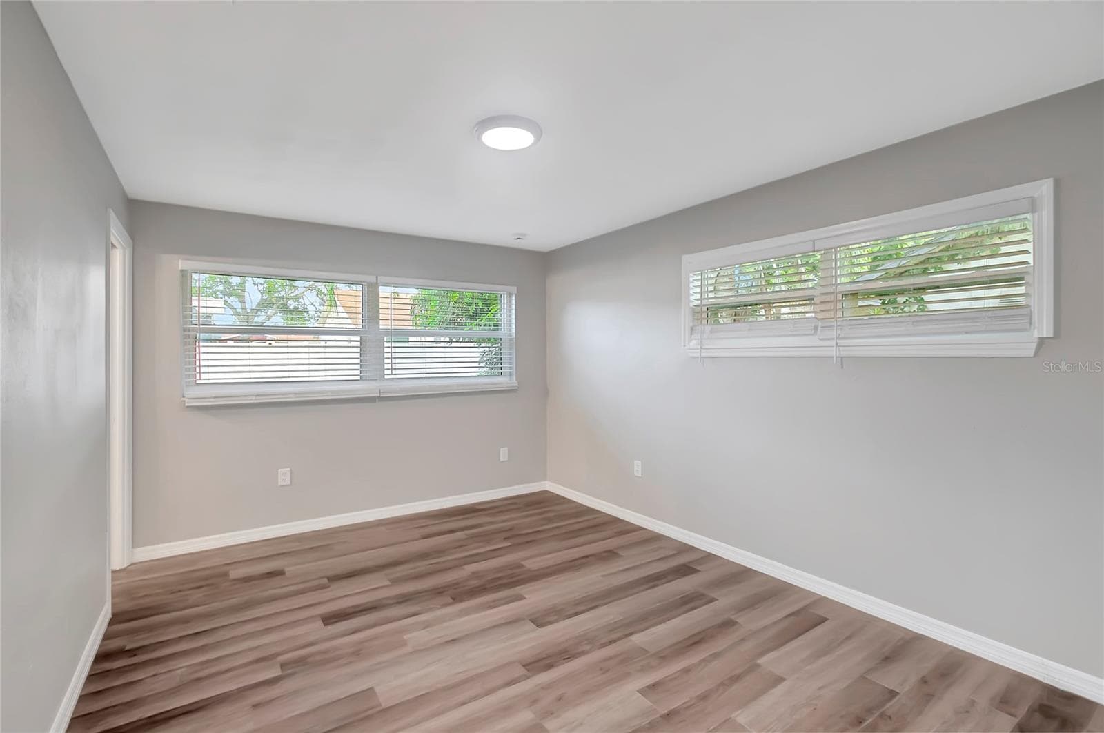 Single Family Residence at 7403 FOXBLOOM DR, PORT RICHEY, photo 25 of 48