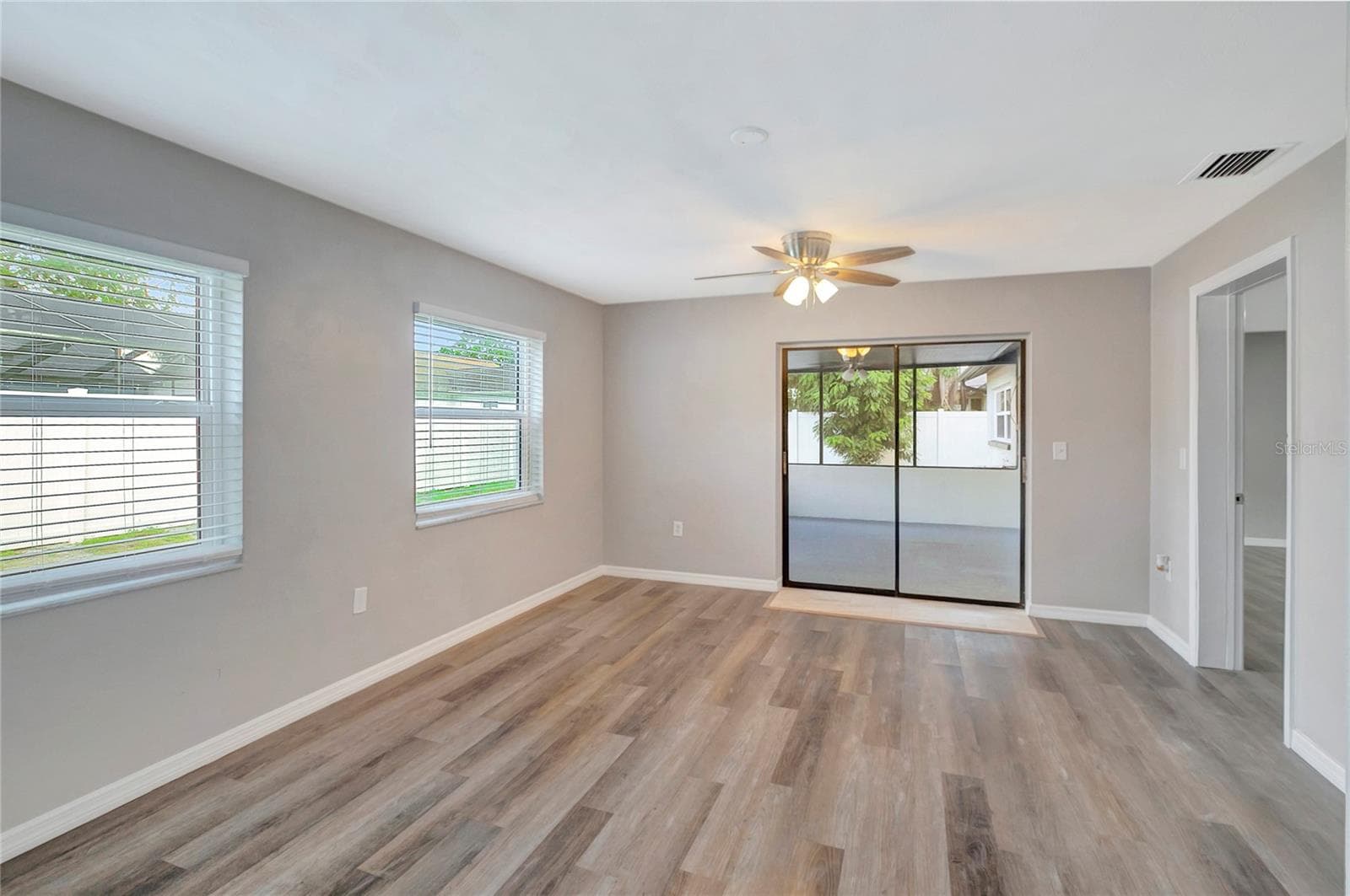 Single Family Residence at 7403 FOXBLOOM DR, PORT RICHEY, photo 35 of 48