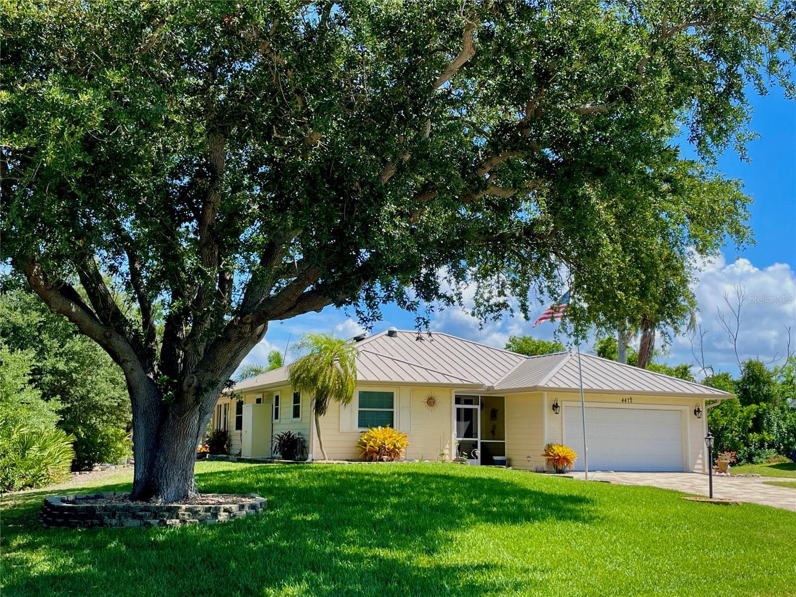 Single Family Residence at 4472 LAKE HEATHER CIR, ST JAMES CITY, photo 2 of 37
