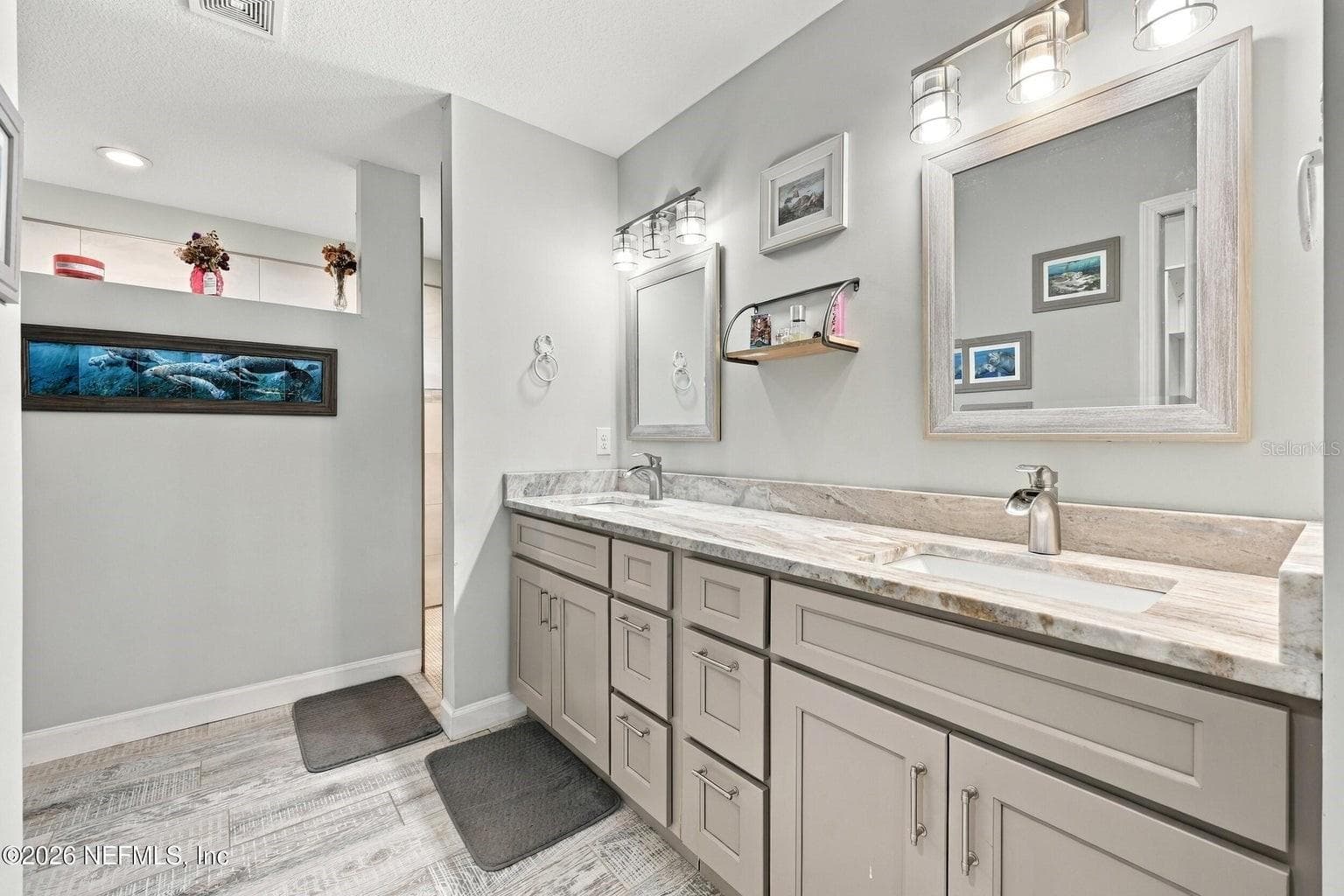 Double Vanities - 424 CEDAR CREEK RD, PALATKA