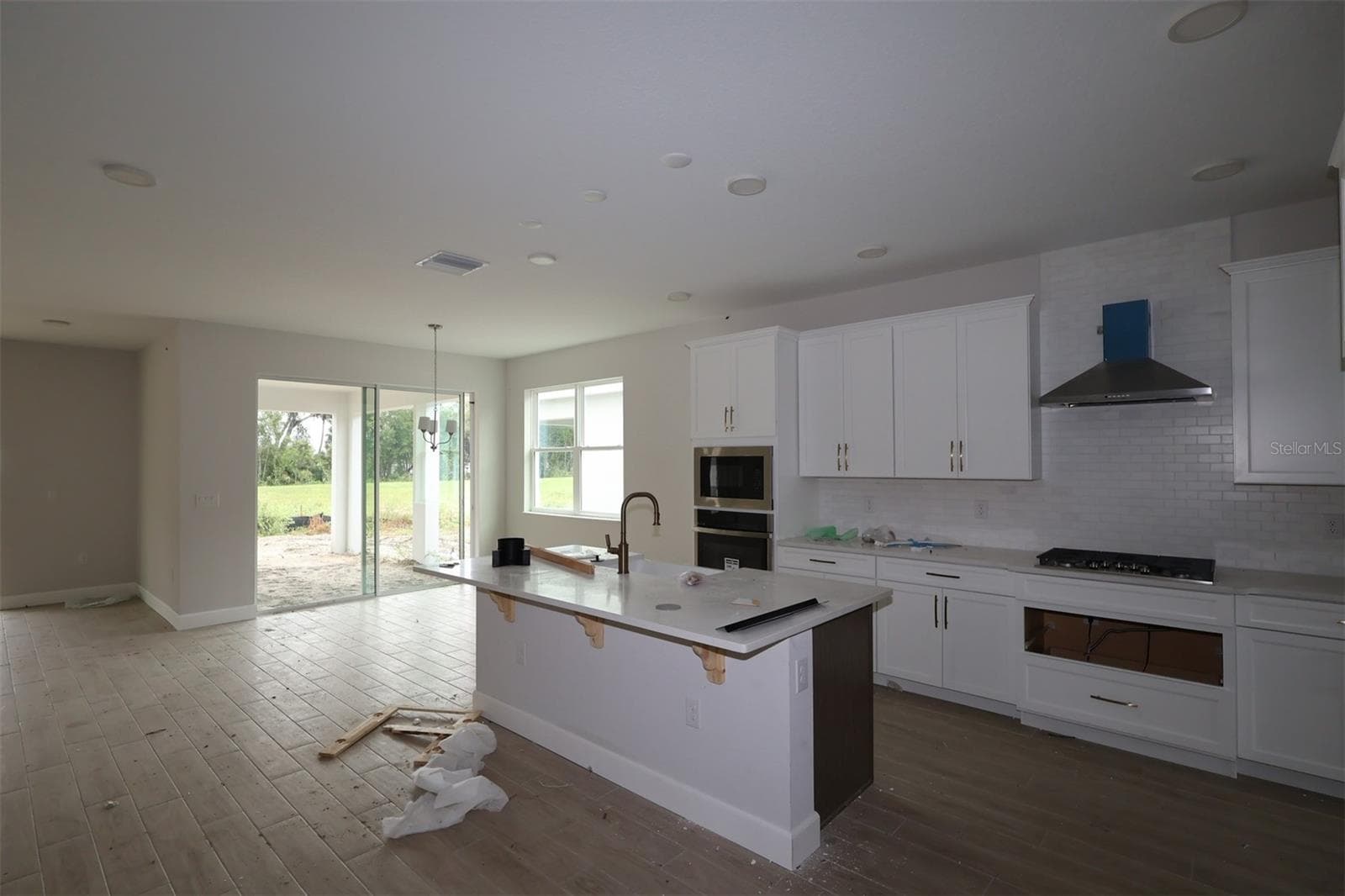 Single Family Residence at 2873 SWEETGRASS LN, ZELLWOOD, photo 4 of 49