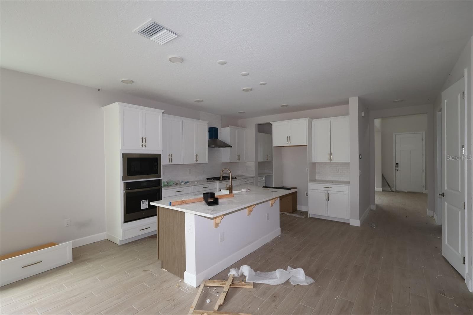 Single Family Residence at 2873 SWEETGRASS LN, ZELLWOOD, photo 8 of 49