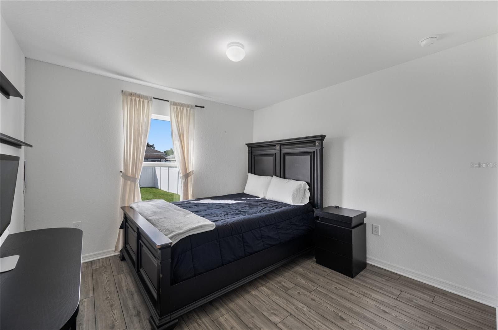 Bedroom #4 is well appointed and features large built in closet - 1279 PINTAIL PL, LAKELAND