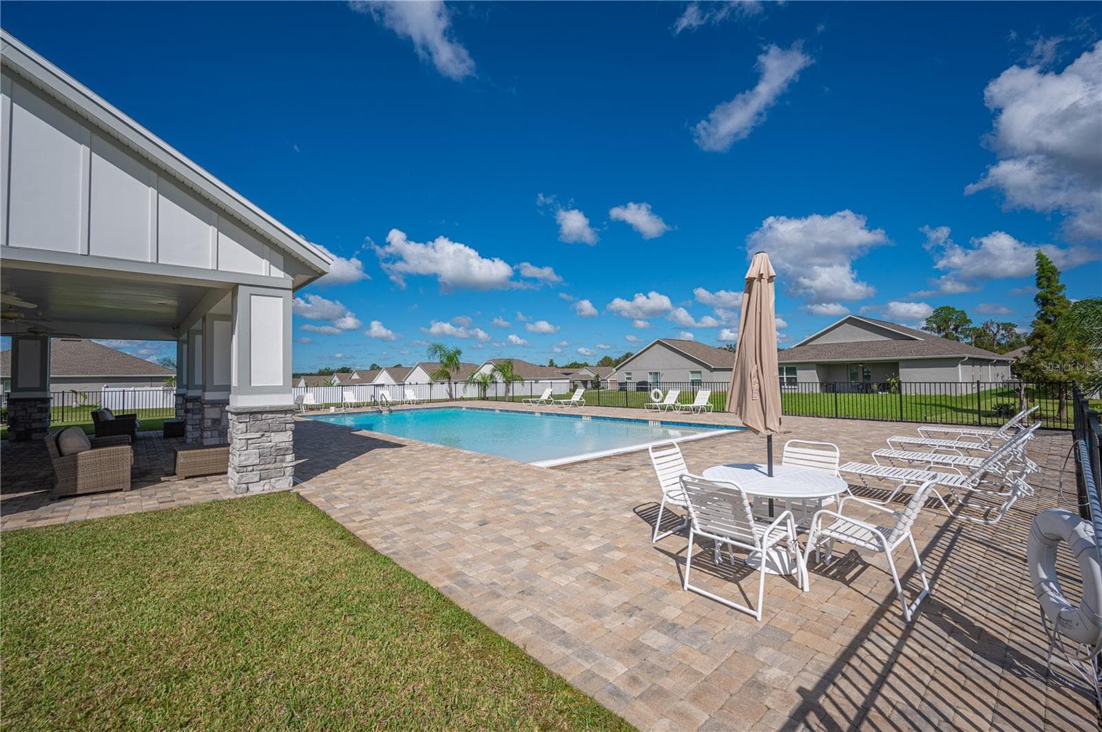 Single Family Residence at 1279 PINTAIL PL, LAKELAND, photo 37 of 41