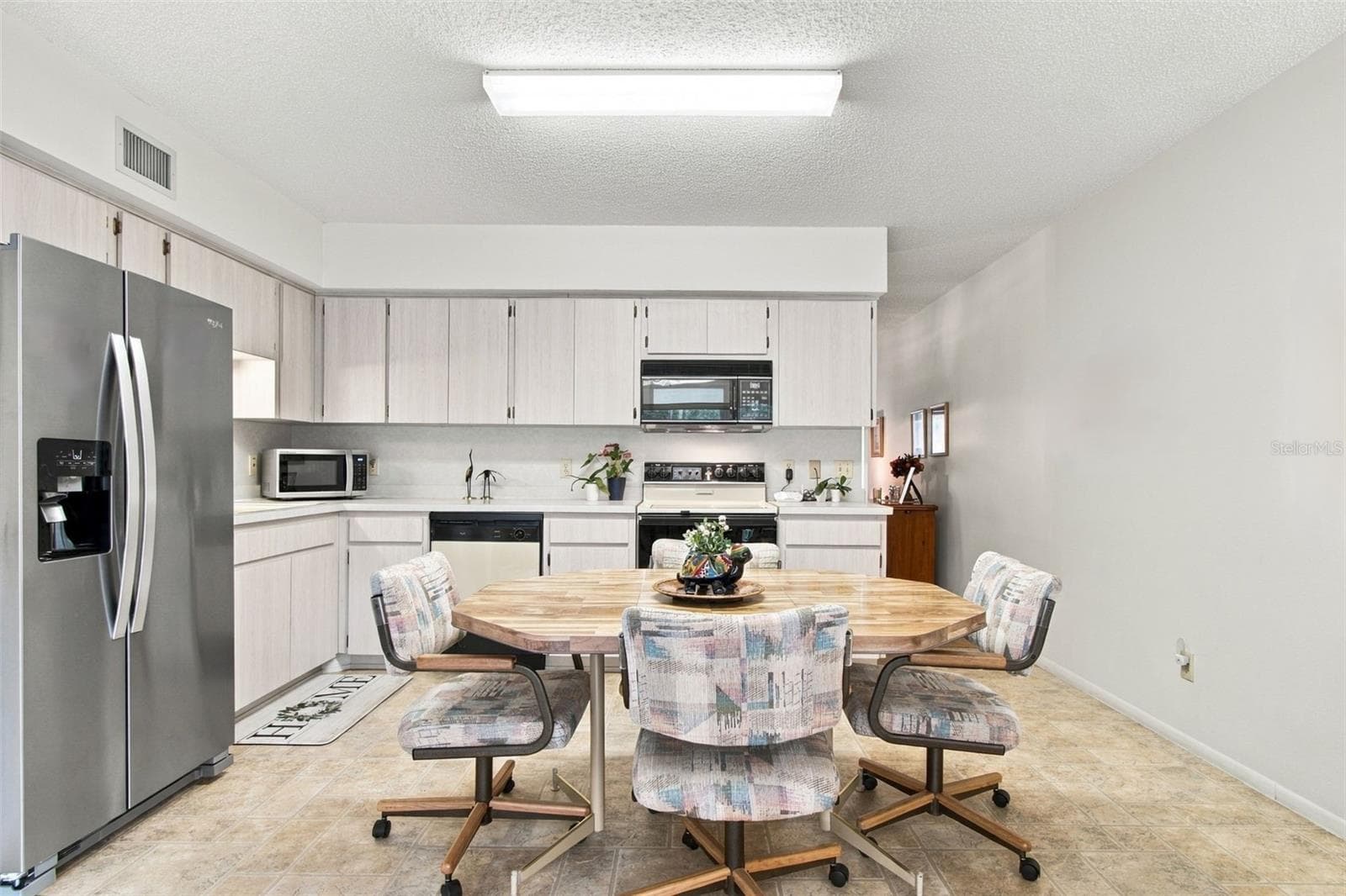 Condominium at 2221 NORWEGIAN DR #27, CLEARWATER, photo 19 of 72