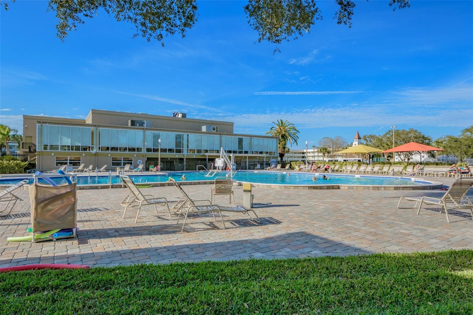 Condominium at 2221 NORWEGIAN DR #27, CLEARWATER, photo 55 of 72
