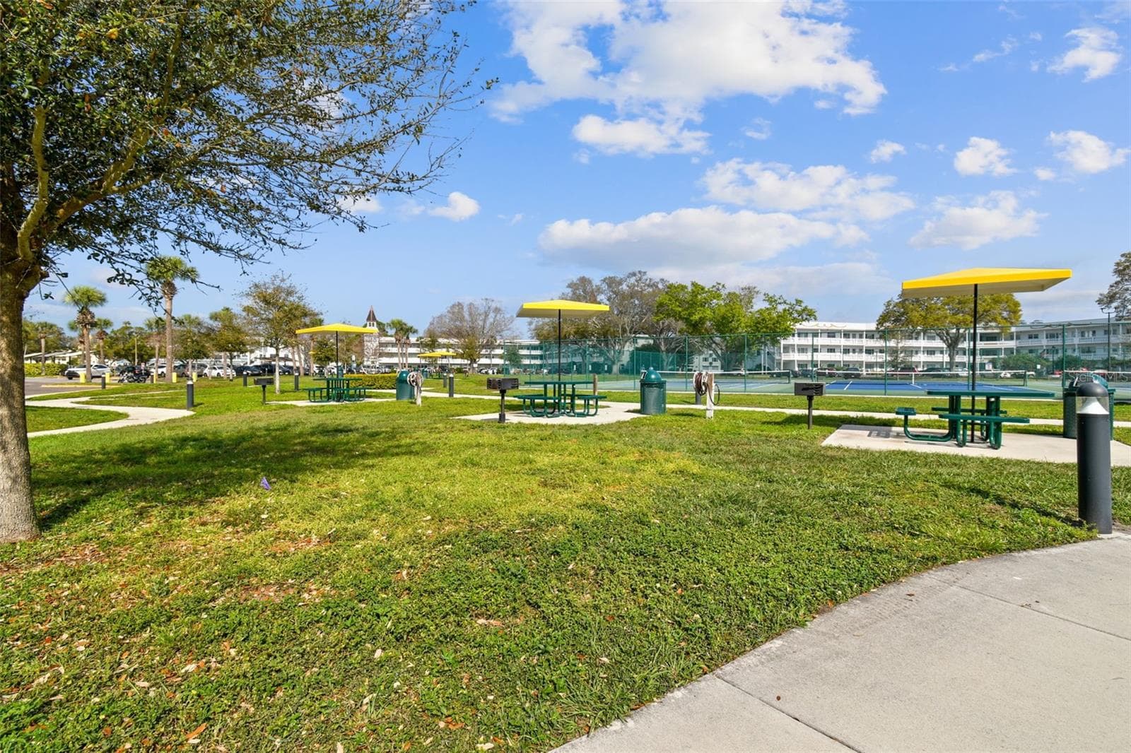 Condominium at 2221 NORWEGIAN DR #27, CLEARWATER, photo 64 of 72