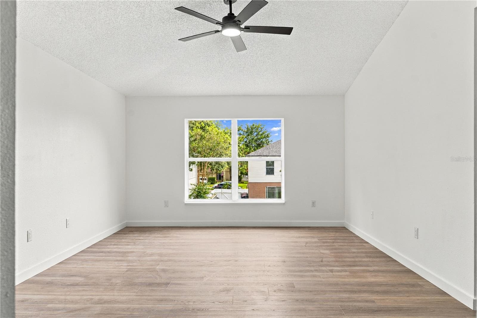 Single Family Residence at 980 MAYFAIR ST, EUSTIS, photo 23 of 48