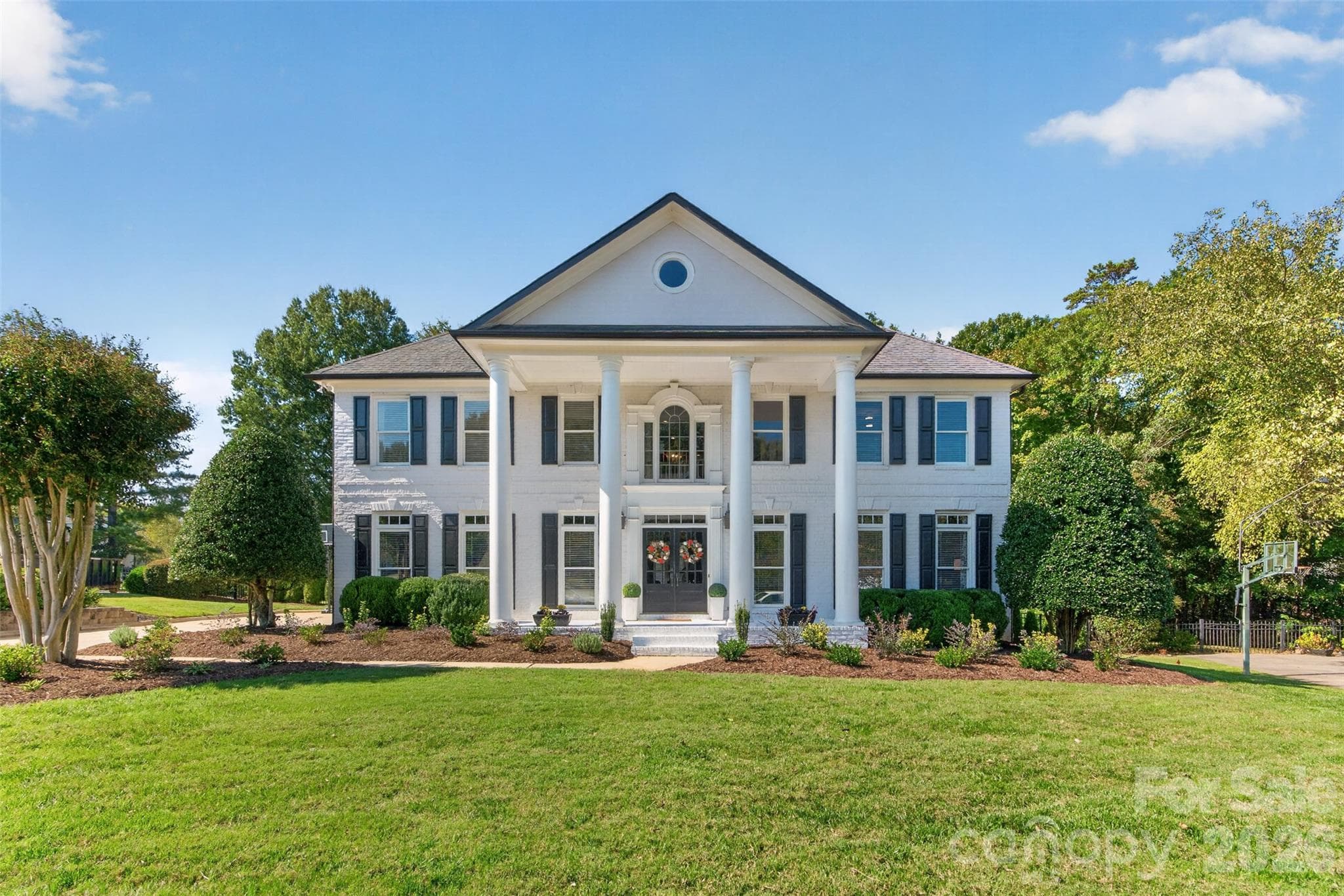 8634 Woodmere Crossing Drive
