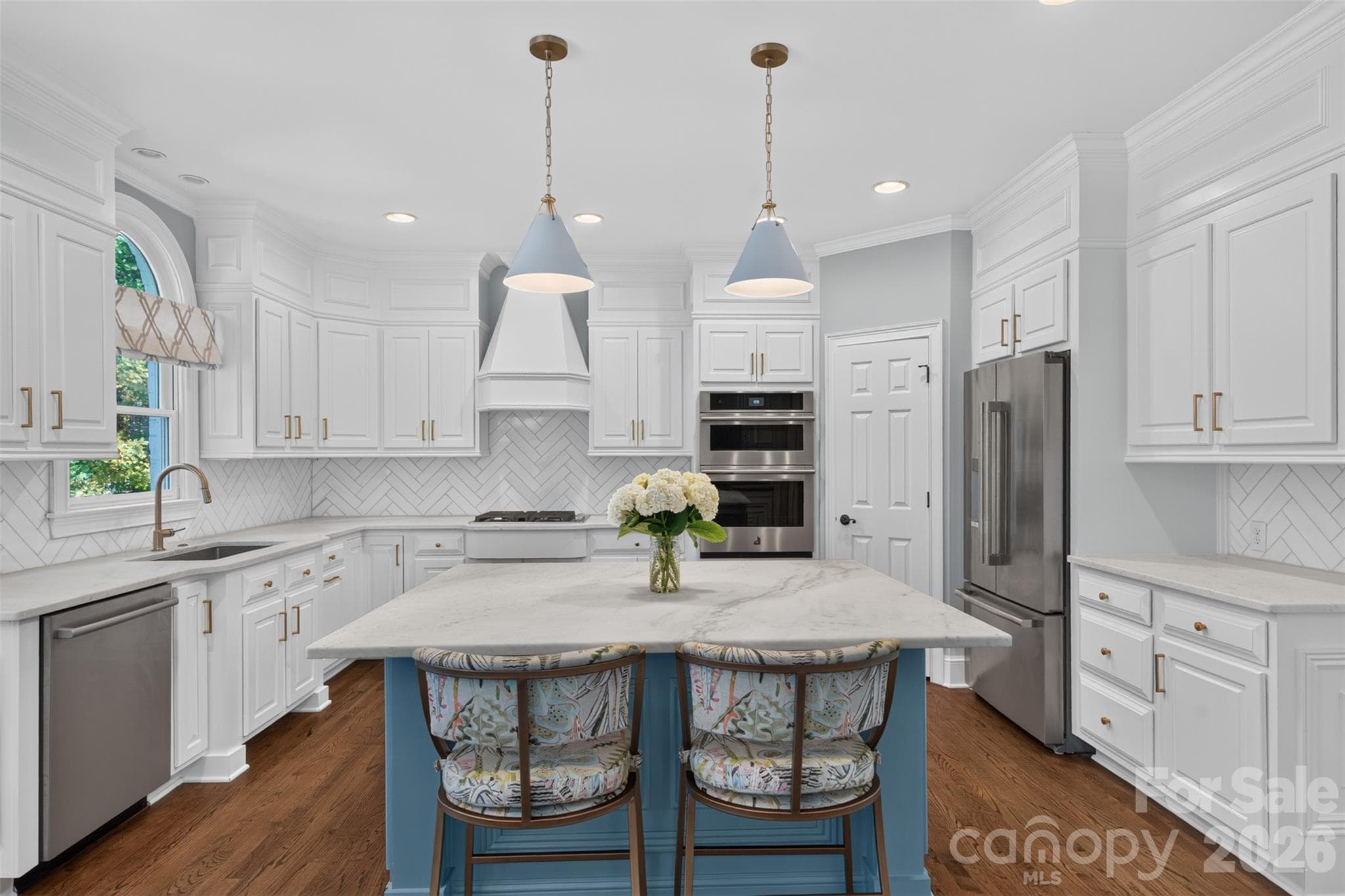 Single Family Residence at 8634 Woodmere Crossing Drive, Charlotte, photo 12 of 48