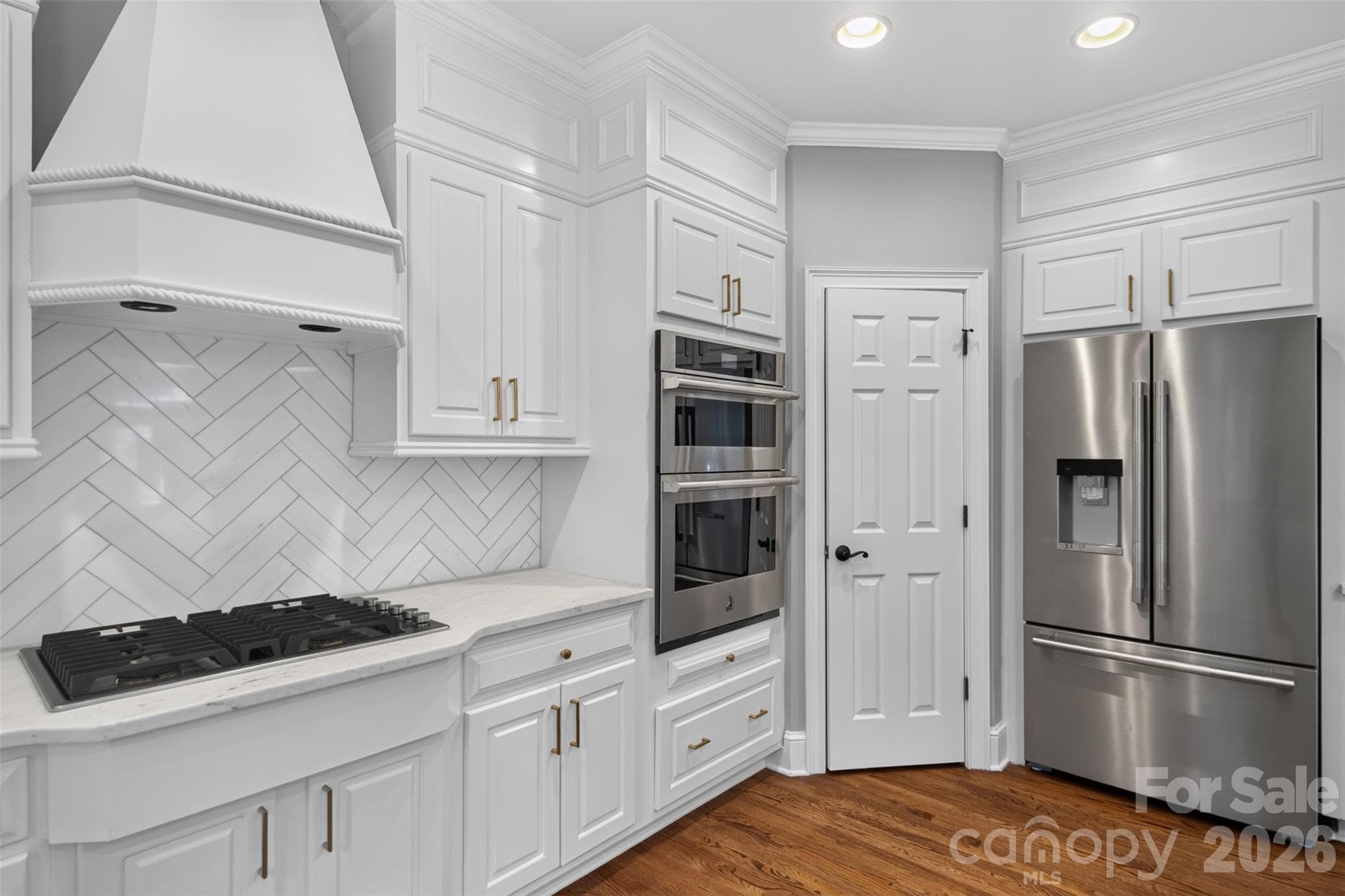 Single Family Residence at 8634 Woodmere Crossing Drive, Charlotte, photo 14 of 48