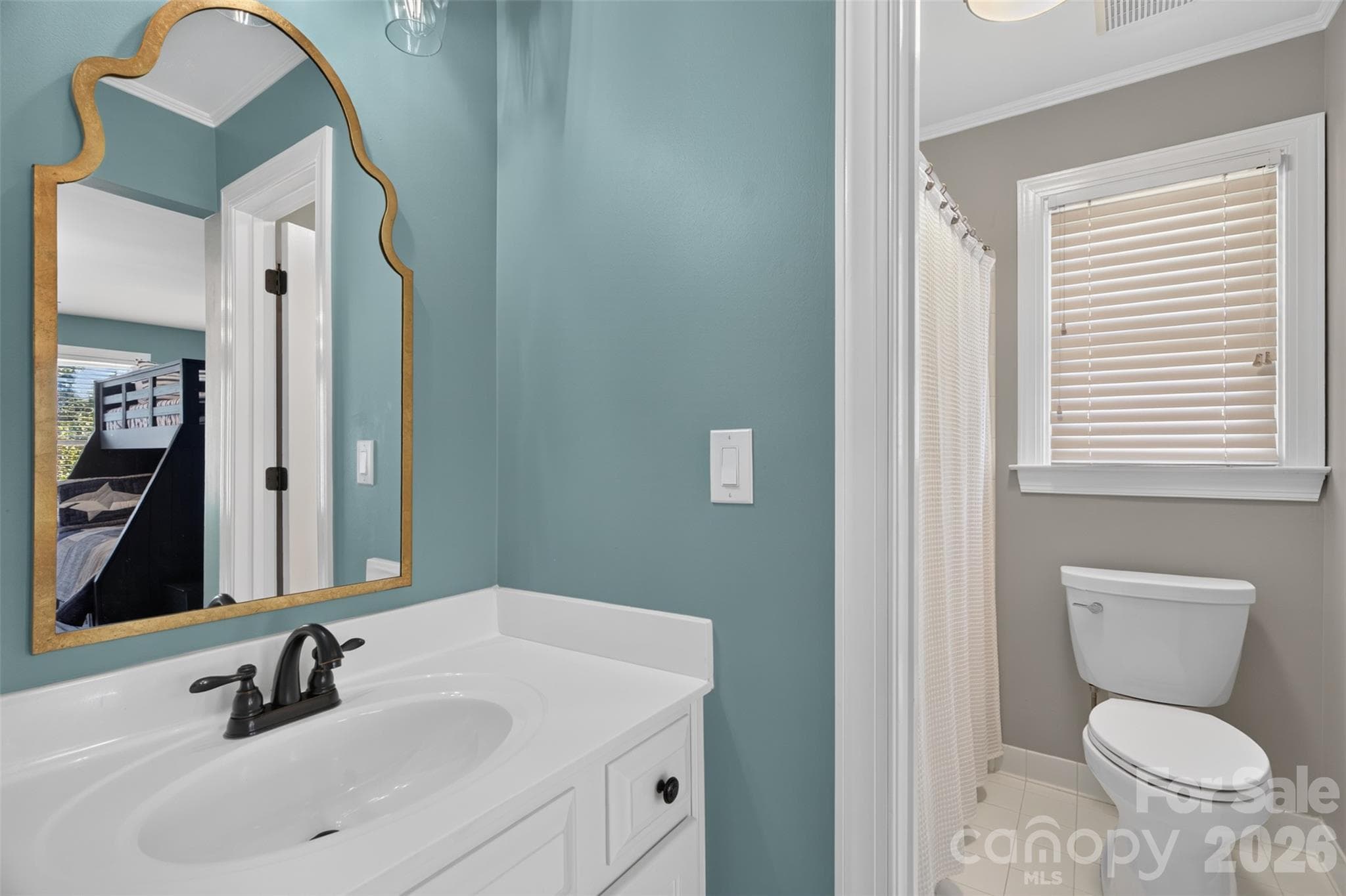Single Family Residence at 8634 Woodmere Crossing Drive, Charlotte, photo 31 of 48
