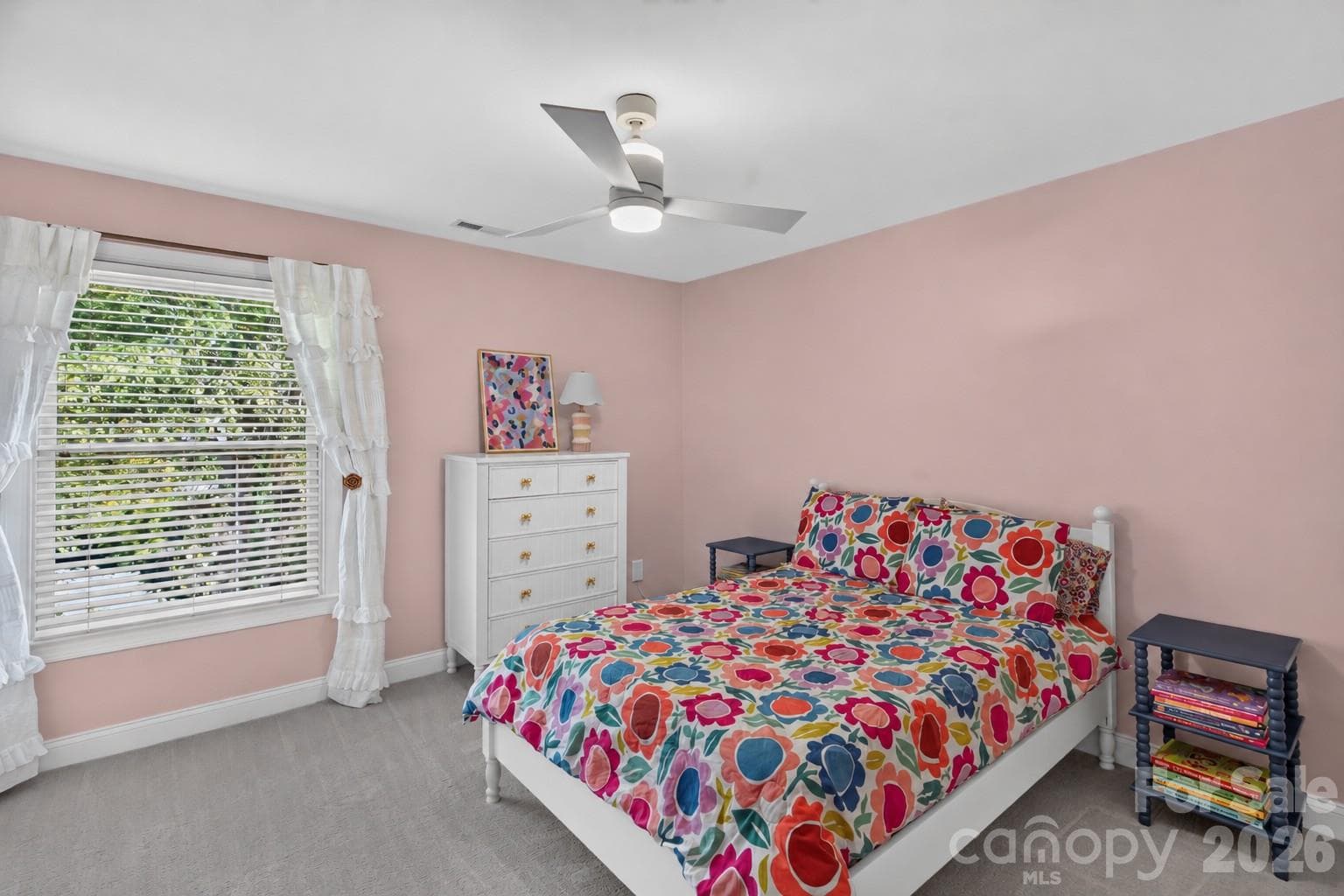 Single Family Residence at 8634 Woodmere Crossing Drive, Charlotte, photo 32 of 48