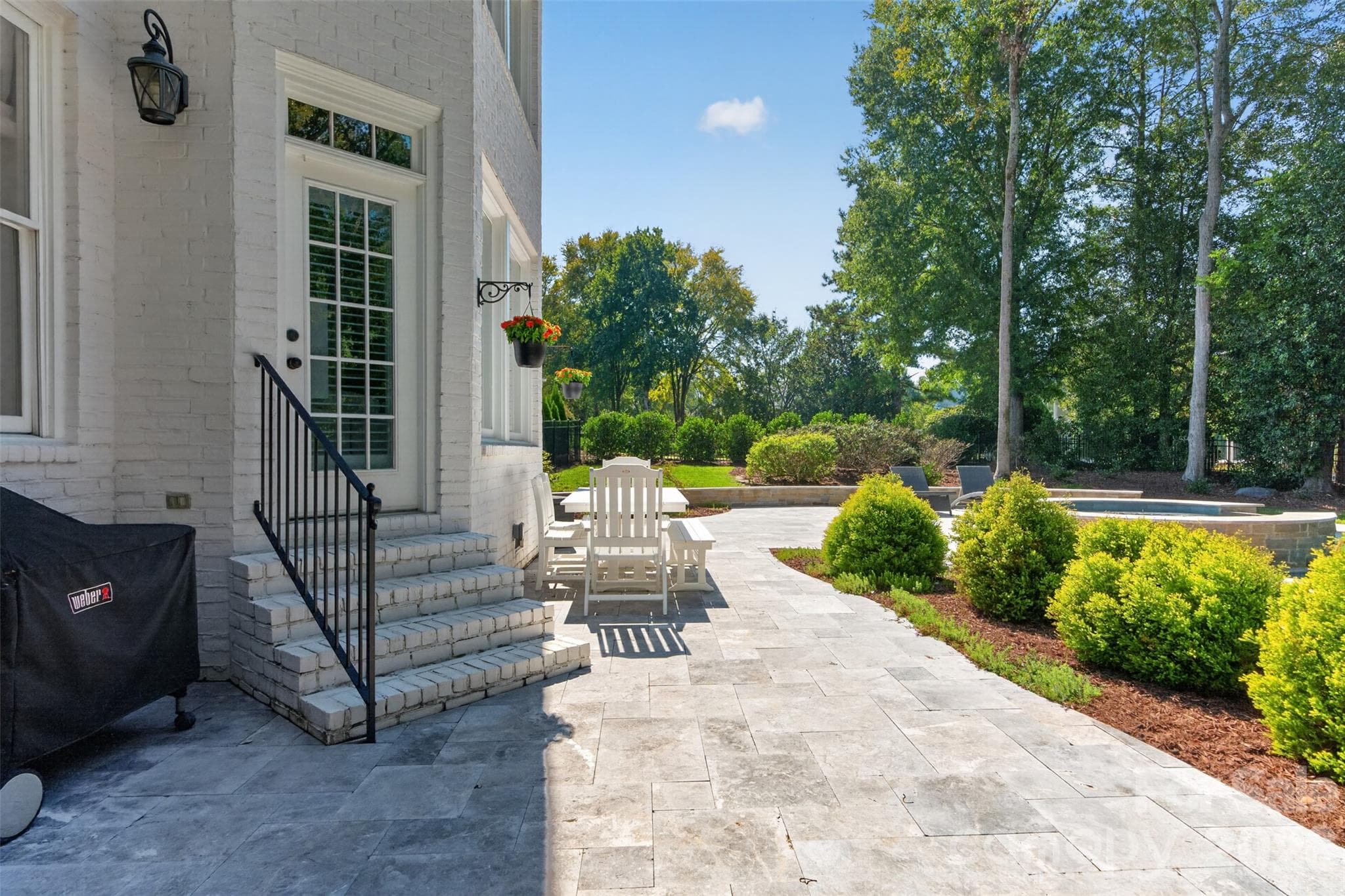 Single Family Residence at 8634 Woodmere Crossing Drive, Charlotte, photo 39 of 48