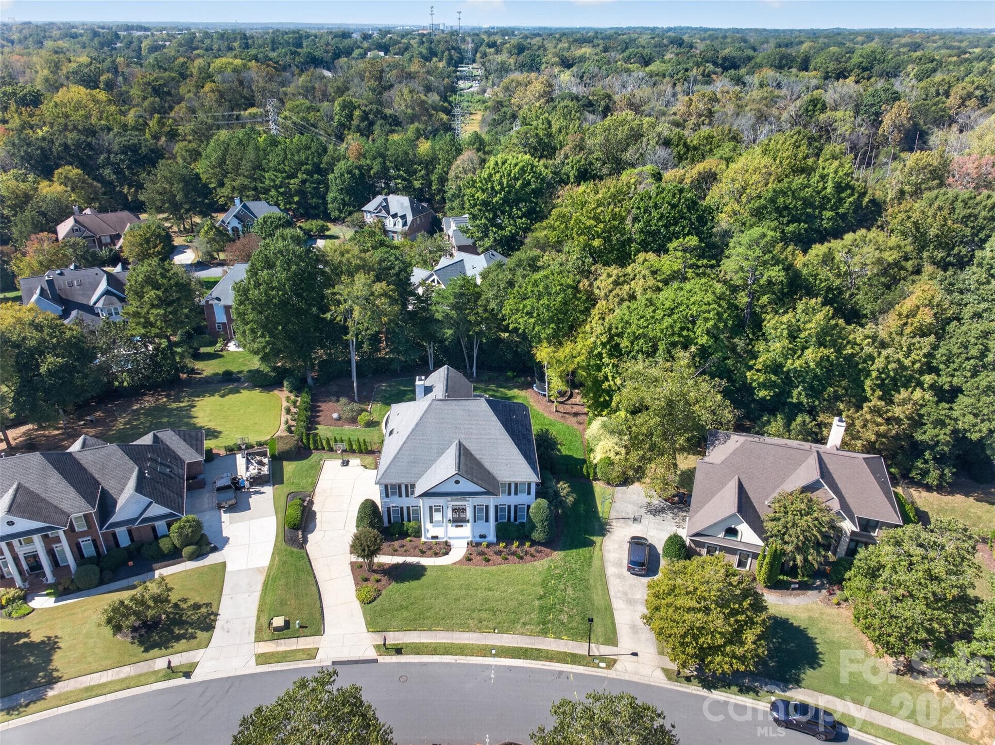 Single Family Residence at 8634 Woodmere Crossing Drive, Charlotte, photo 48 of 48