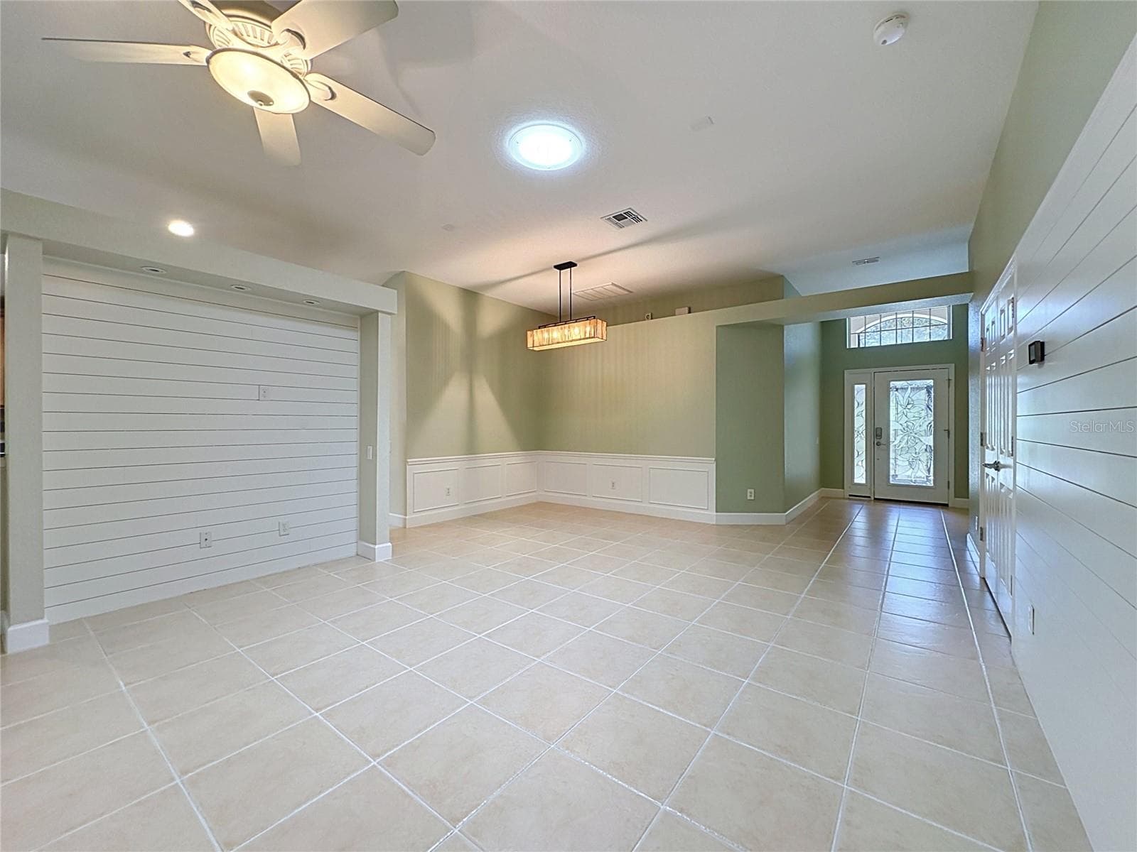 Single Family Residence at 516 PLAYA DR, DAVENPORT, photo 14 of 77