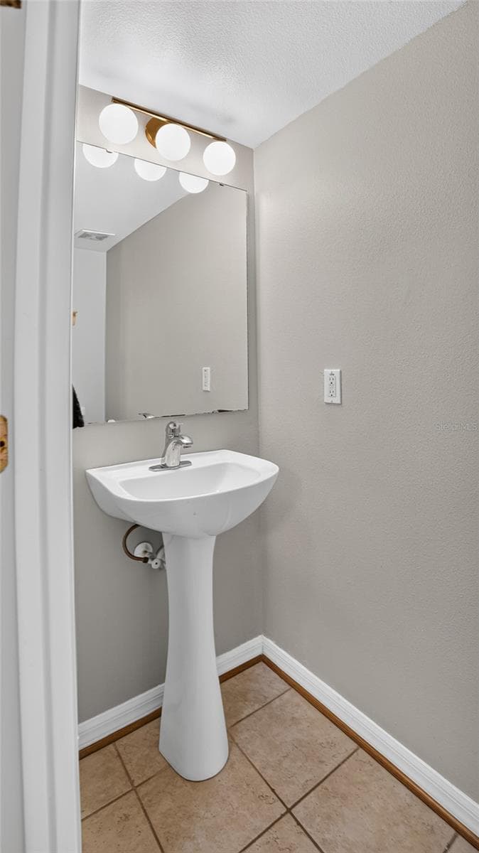 Single Family Residence at 70 BARRINGTON DR, PALM COAST, photo 17 of 27