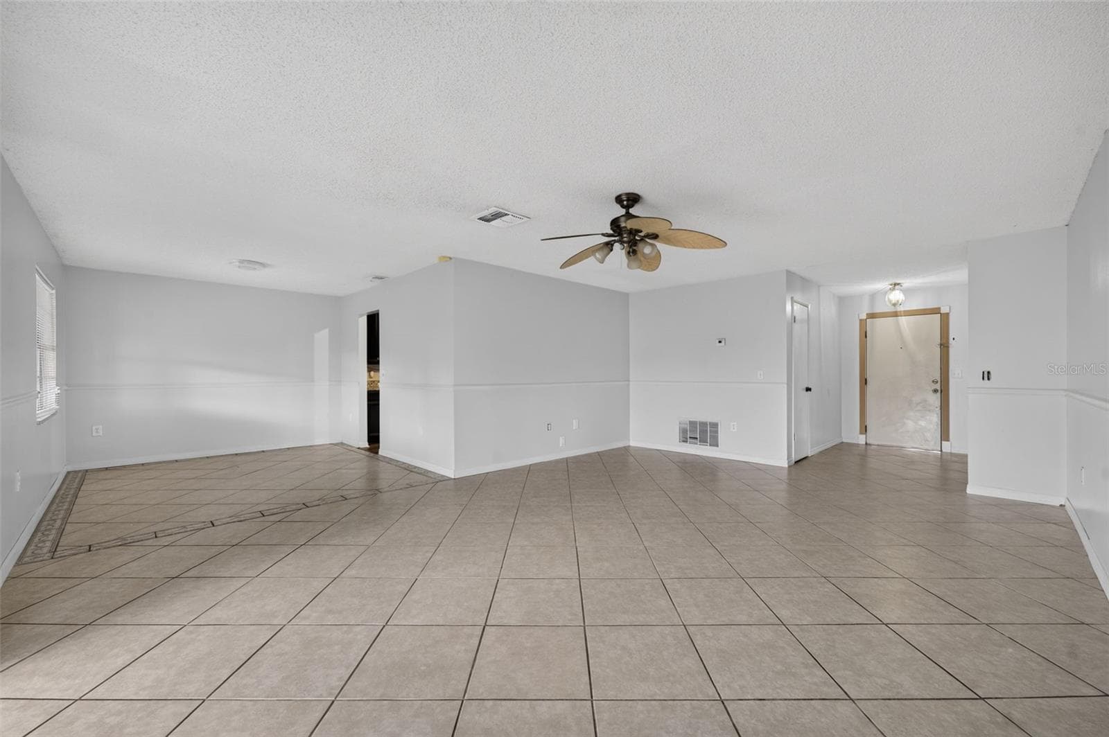 Single Family Residence at 5248 ARPANA DR, ORLANDO, photo 8 of 30