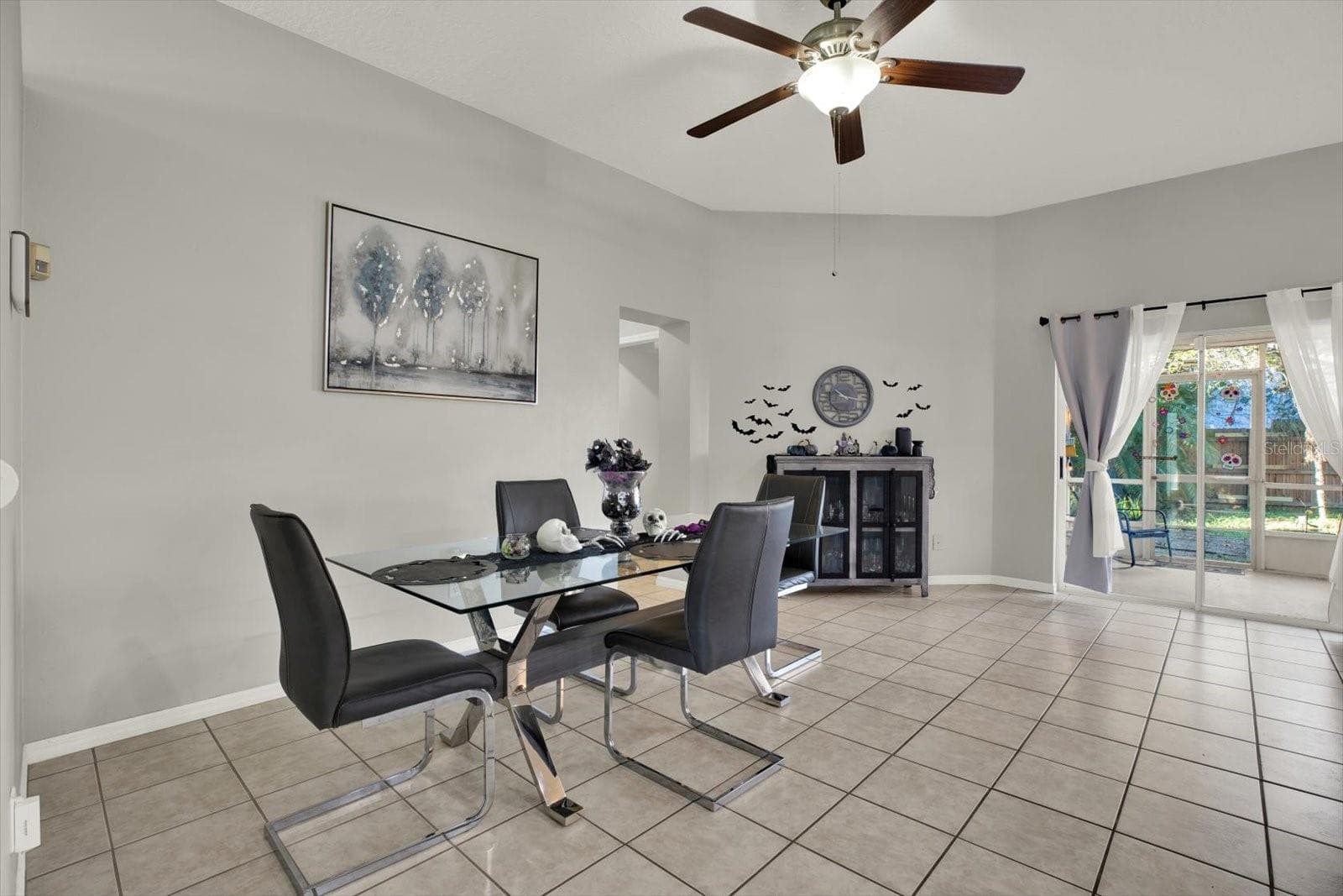 Single Family Residence at 1507 SAKONNET CT, BRANDON, photo 14 of 34
