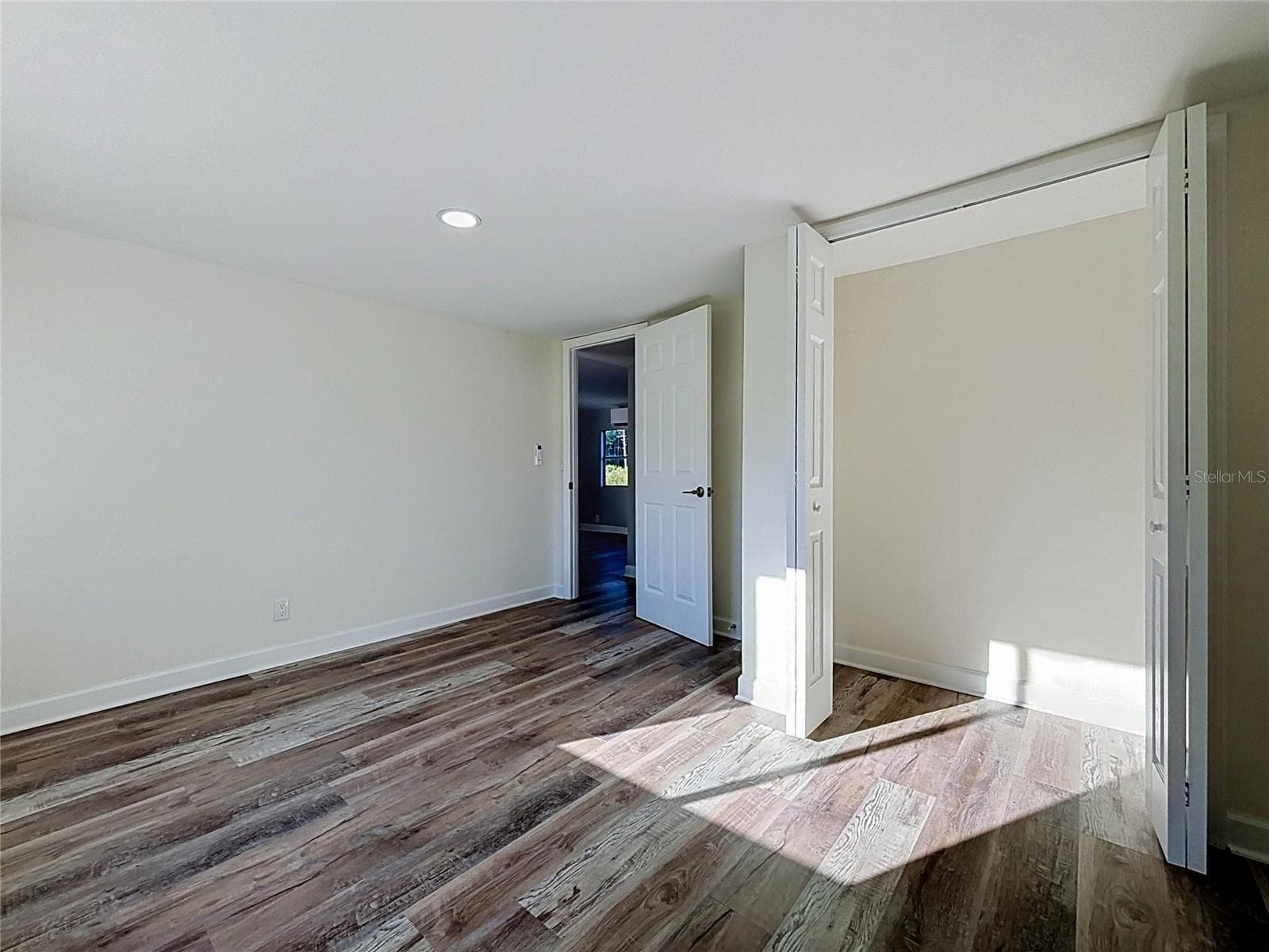 Manufactured Home at 2307 STATE ROAD 33, CLERMONT, photo 37 of 77