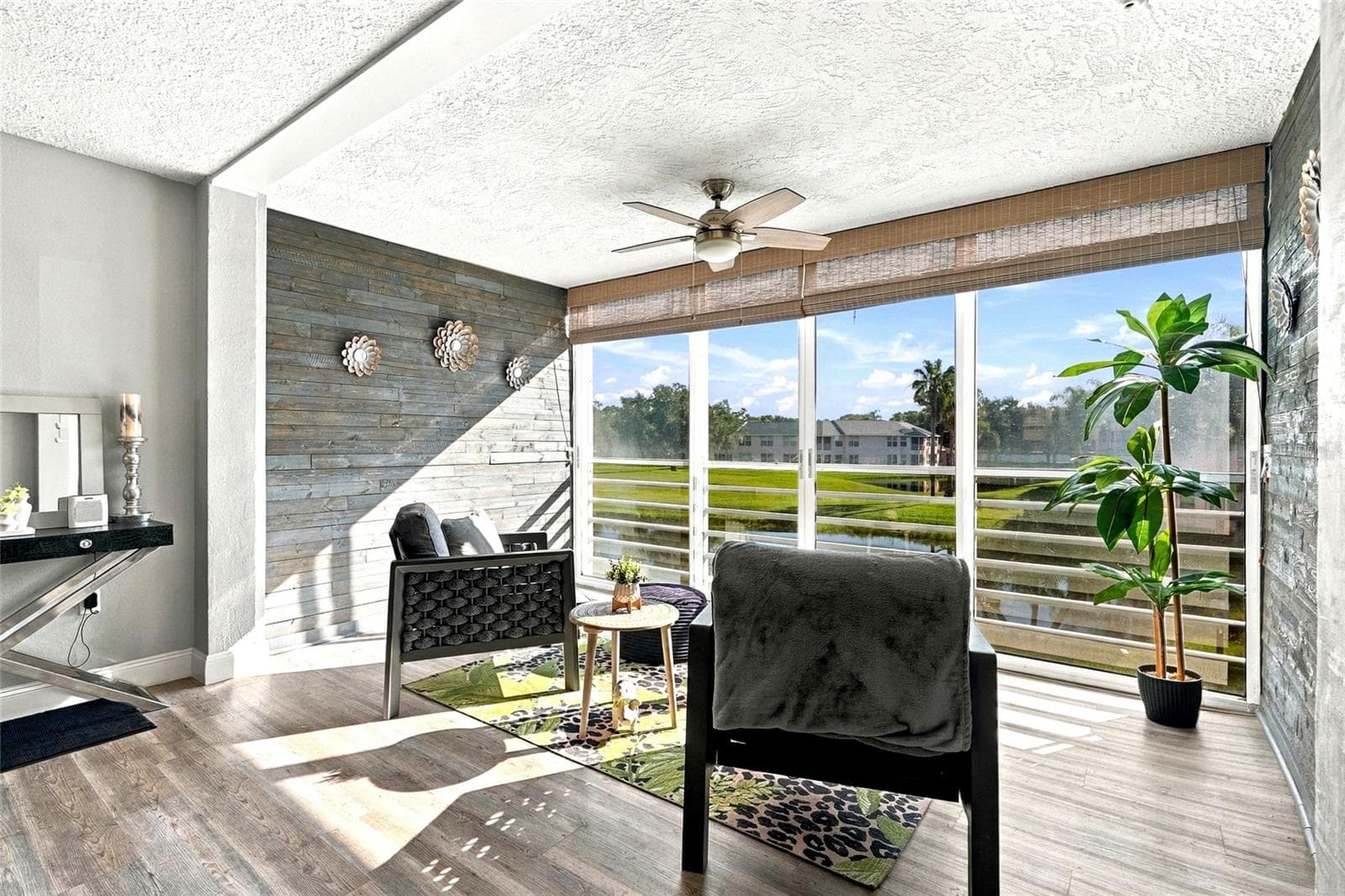 Condominium at 4530 PINEBROOK CIR #206, BRADENTON, photo 2 of 25