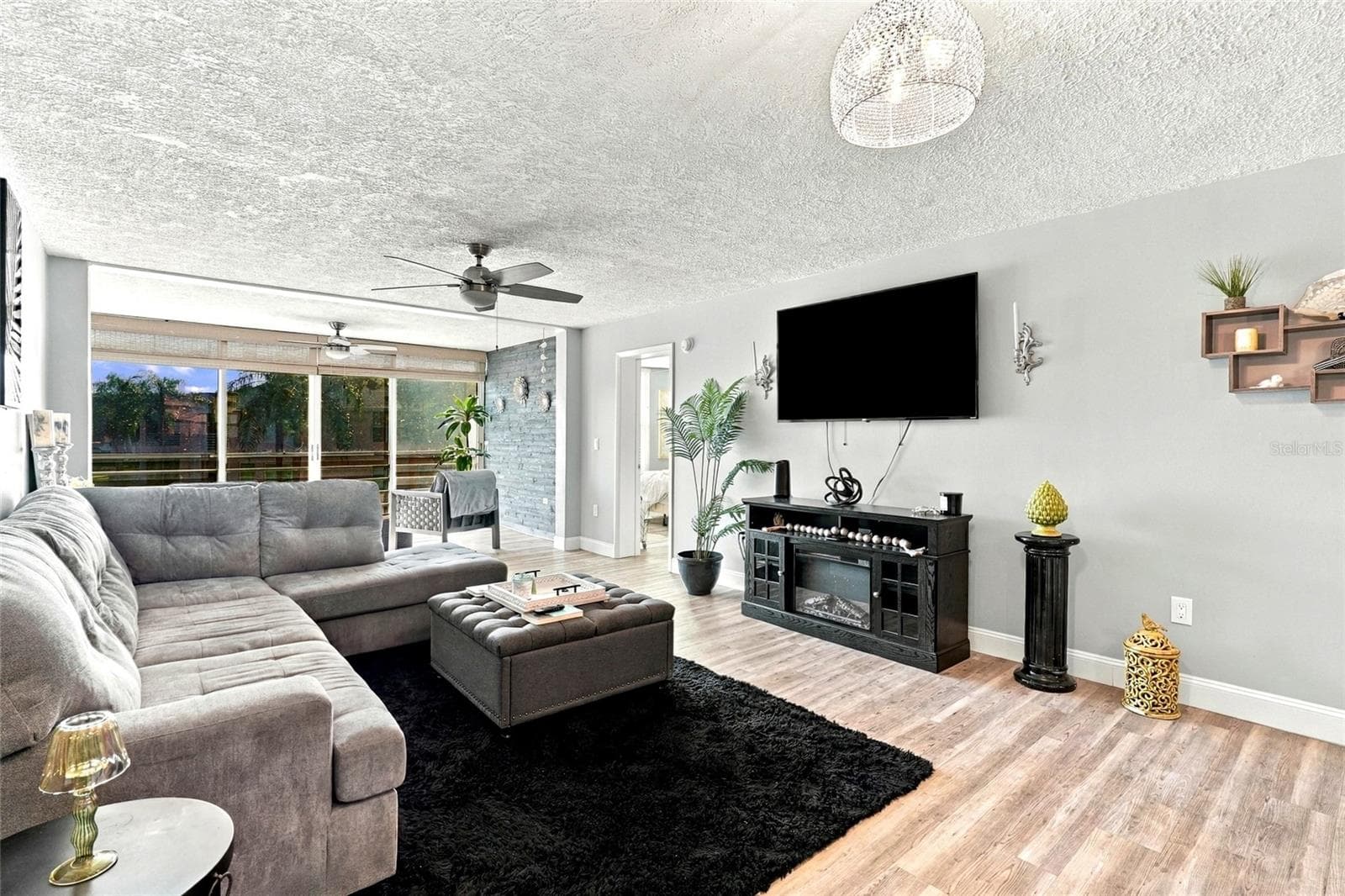 Condominium at 4530 PINEBROOK CIR #206, BRADENTON, photo 9 of 25