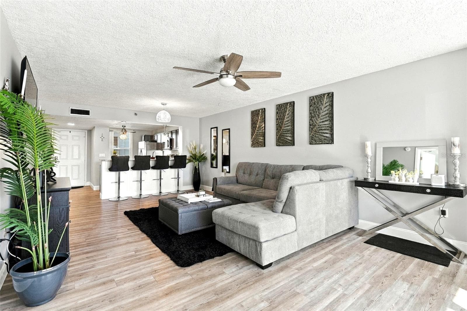 Condominium at 4530 PINEBROOK CIR #206, BRADENTON, photo 10 of 25
