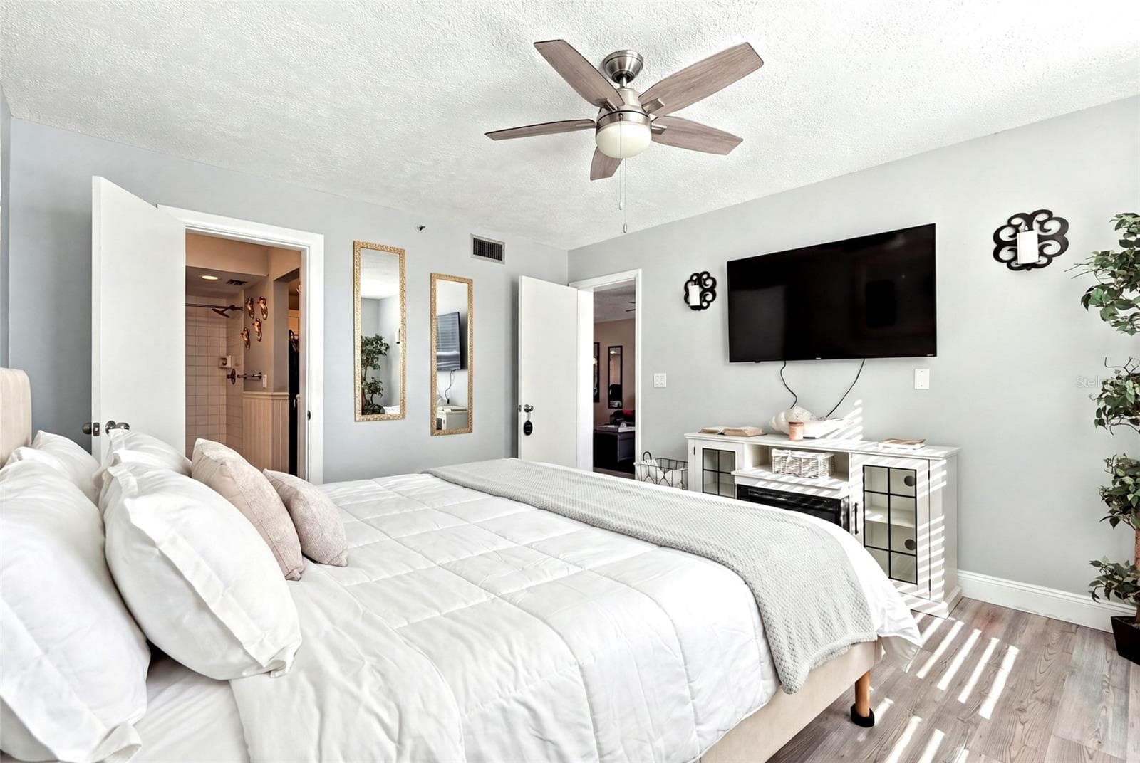 Condominium at 4530 PINEBROOK CIR #206, BRADENTON, photo 14 of 25