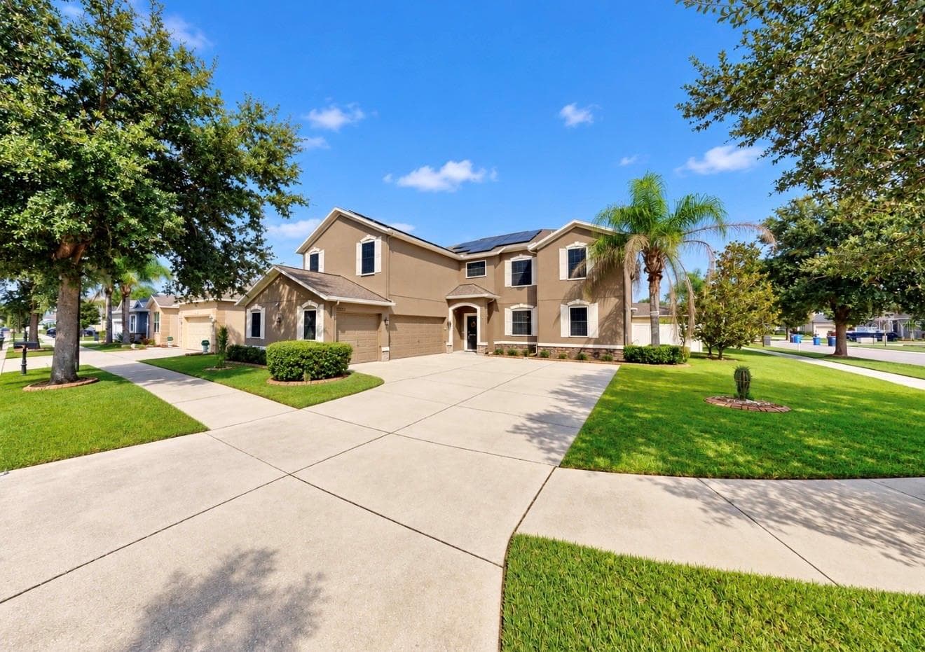 Single Family Residence at 12130 STREAMBED DR, RIVERVIEW, photo 2 of 72