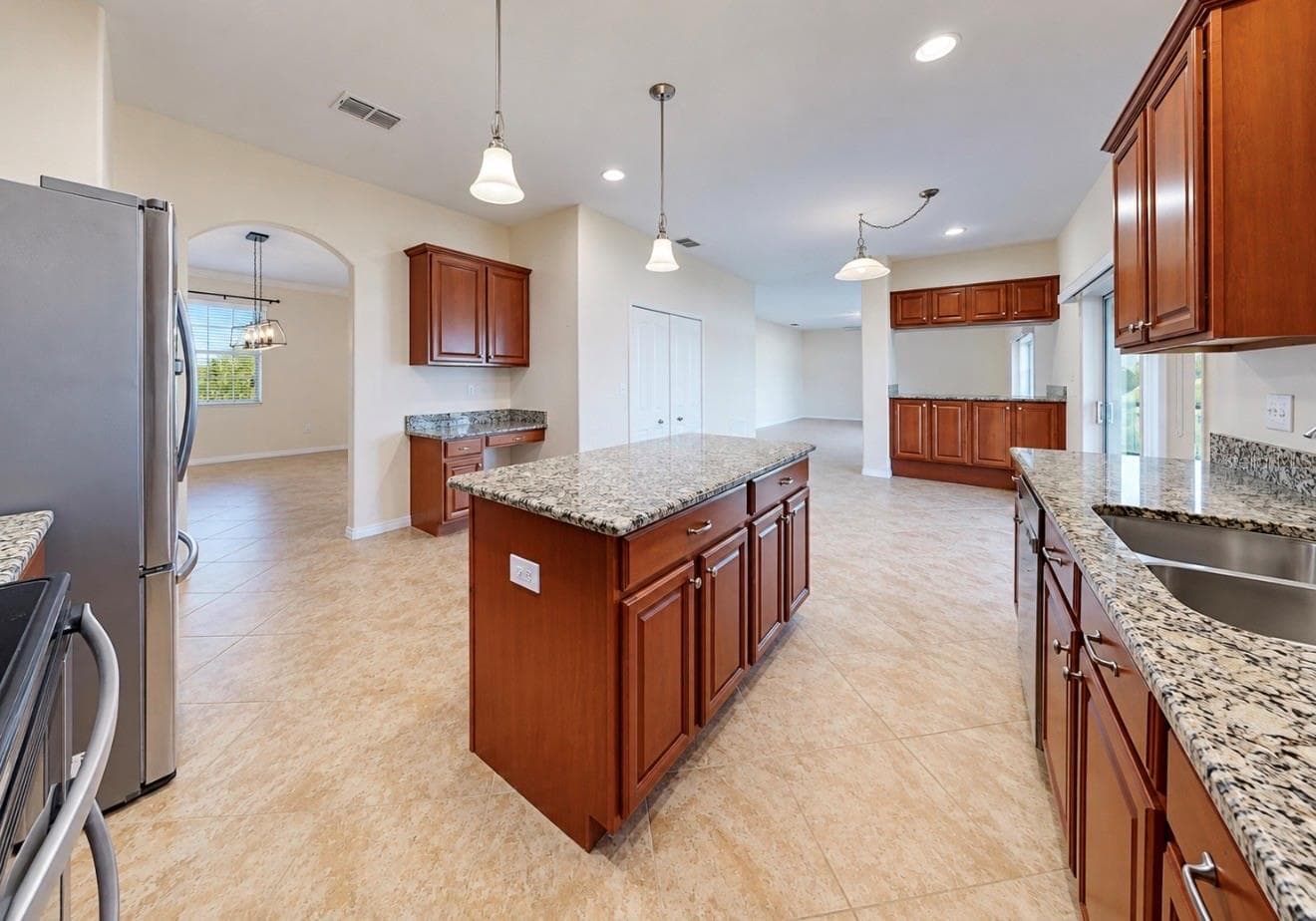 Single Family Residence at 12130 STREAMBED DR, RIVERVIEW, photo 16 of 72