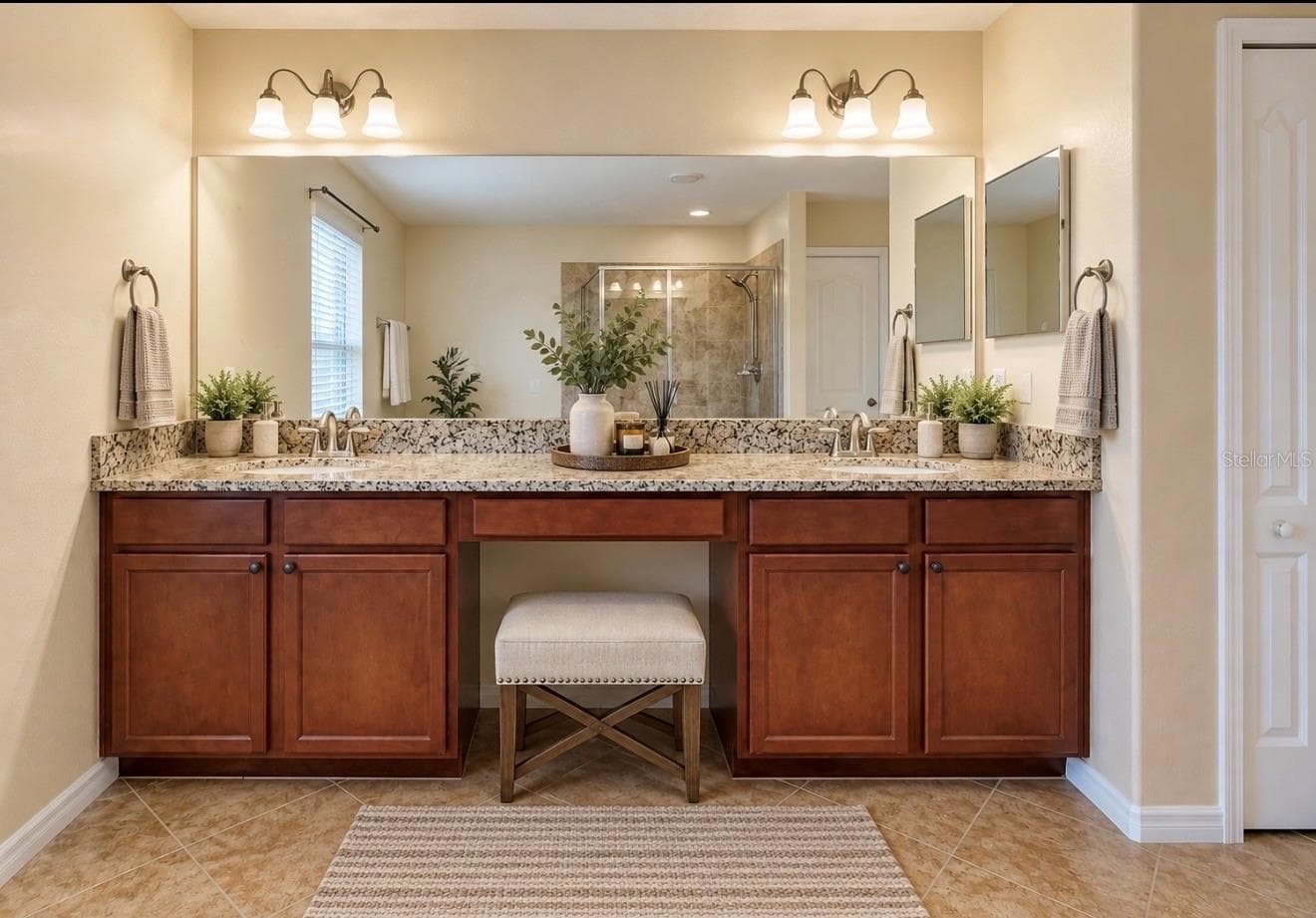 Virtually Stated Primary Bathroom - 12130 STREAMBED DR, RIVERVIEW