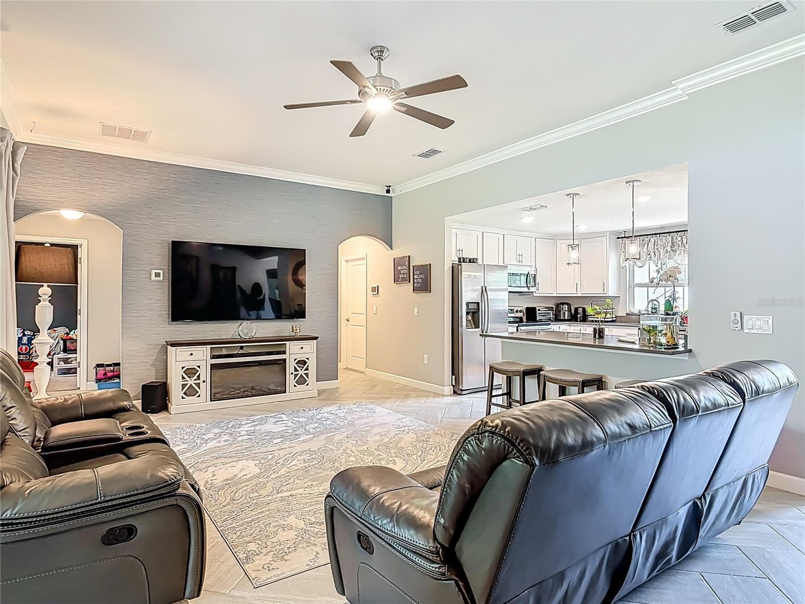 Single Family Residence at 108 PALMIRA RD, DEBARY, photo 13 of 30