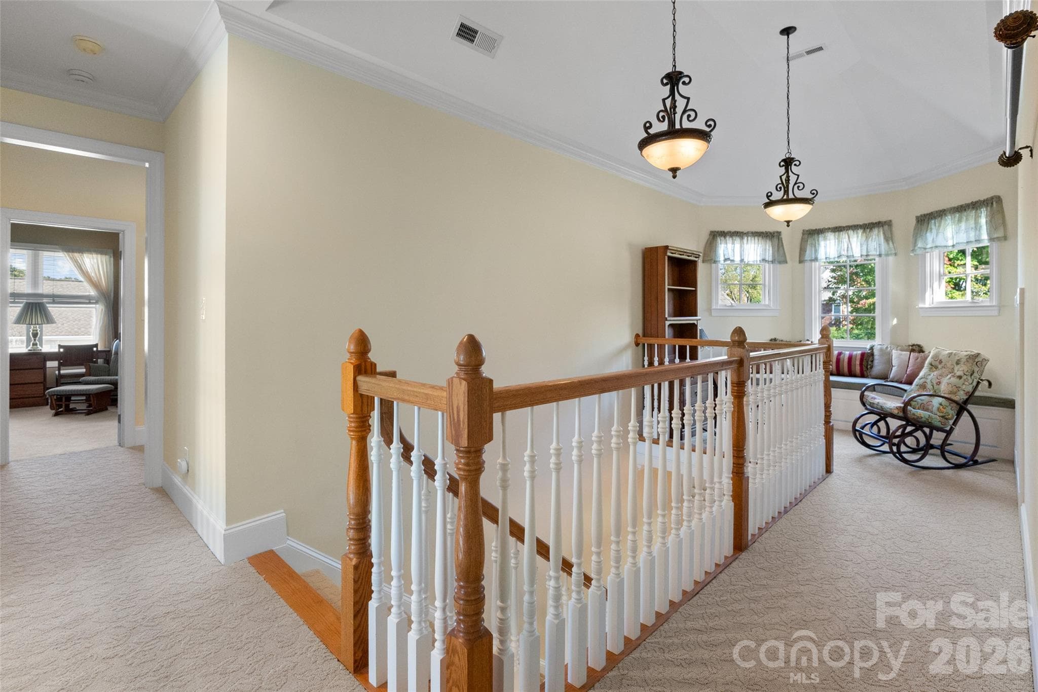 Fantastic reading nook - 185 E Tattersall Drive, Statesville