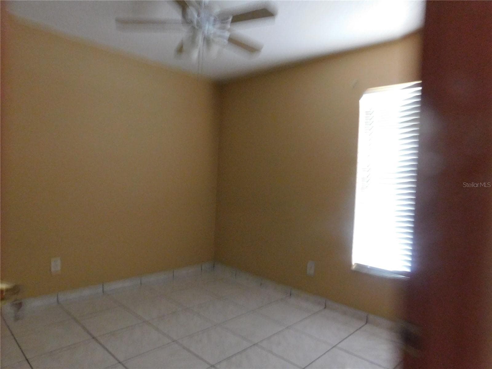Single Family Residence at 2826 RIDGE COVE CT, ORLANDO, photo 7 of 17