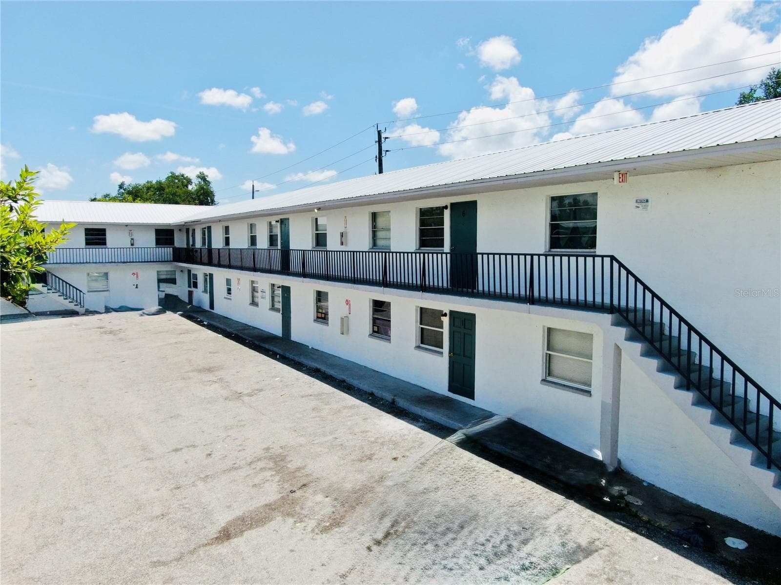 Multi-Family 5+ at 2700 PALMADELIA AVE, SARASOTA, photo 6 of 15