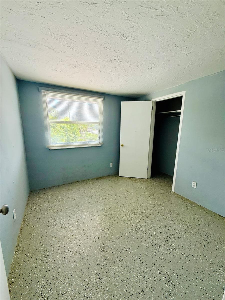 Multi-Family 5+ at 2700 PALMADELIA AVE, SARASOTA, photo 14 of 15