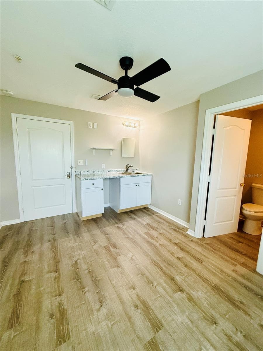 Multi-Family 5+ at 1410 MAGELLAN DR, SARASOTA, photo 2 of 12