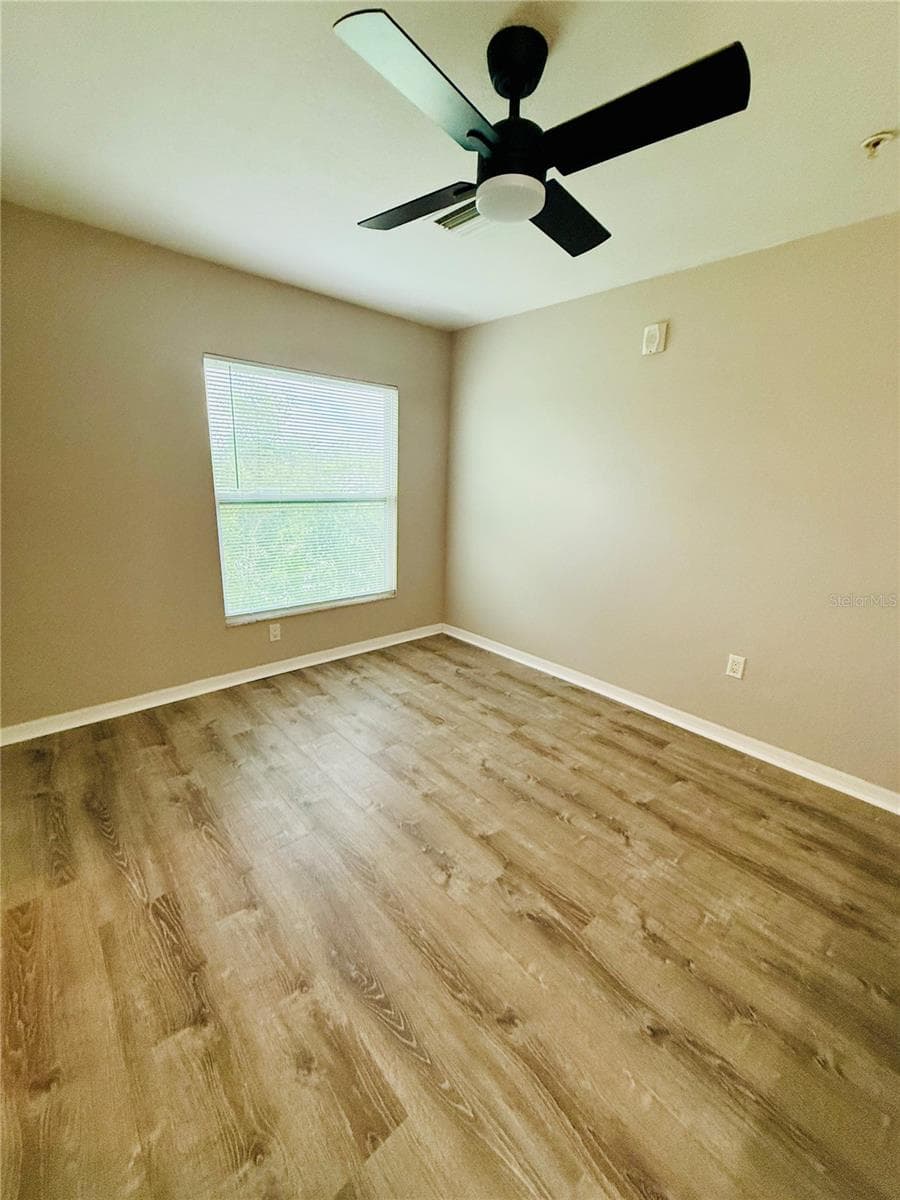 Multi-Family 5+ at 1410 MAGELLAN DR, SARASOTA, photo 3 of 12