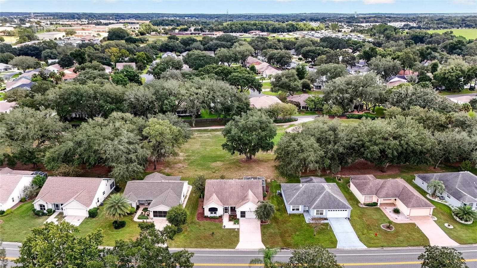 Single Family Residence at 509 CHULA VISTA AVE, THE VILLAGES, photo 69 of 78