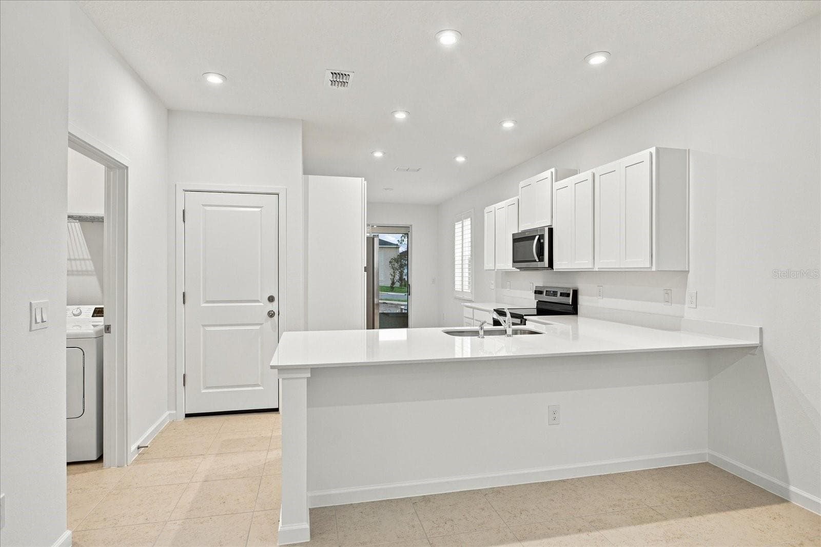 Townhouse at 161 BEAR SPRINGS DR, WINTER SPRINGS, photo 9 of 29