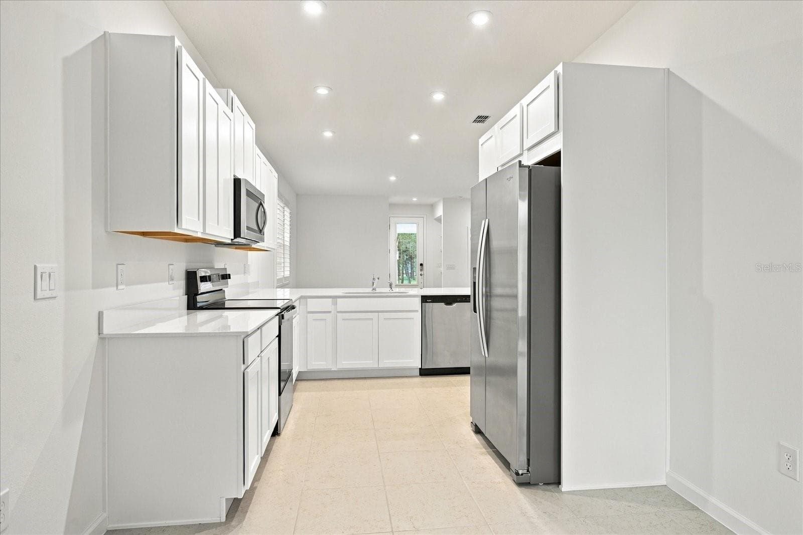 Townhouse at 161 BEAR SPRINGS DR, WINTER SPRINGS, photo 12 of 29